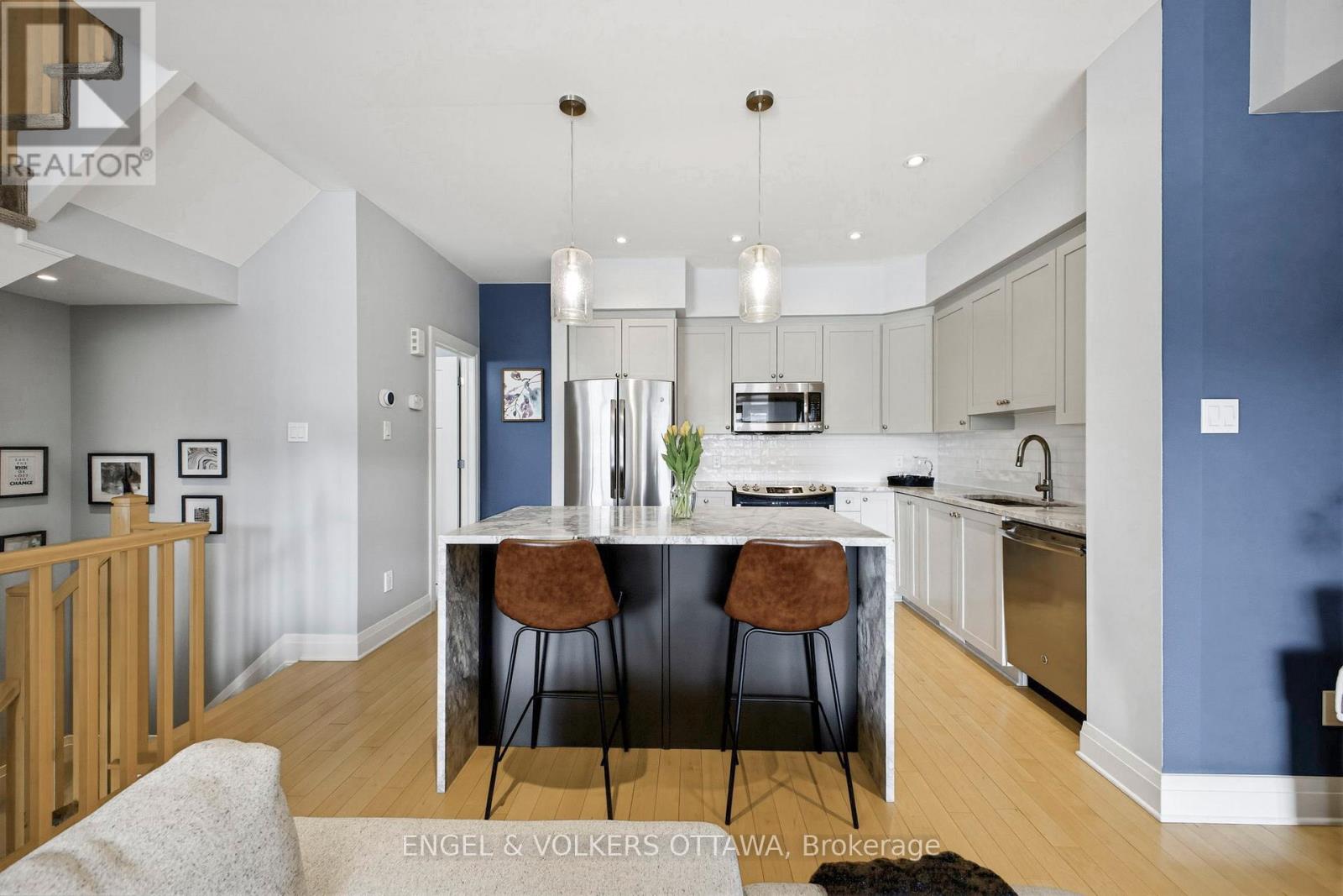 122 Nutting Crescent, Ottawa, Ontario  K4M 0C3 - Photo 7 - X12989942