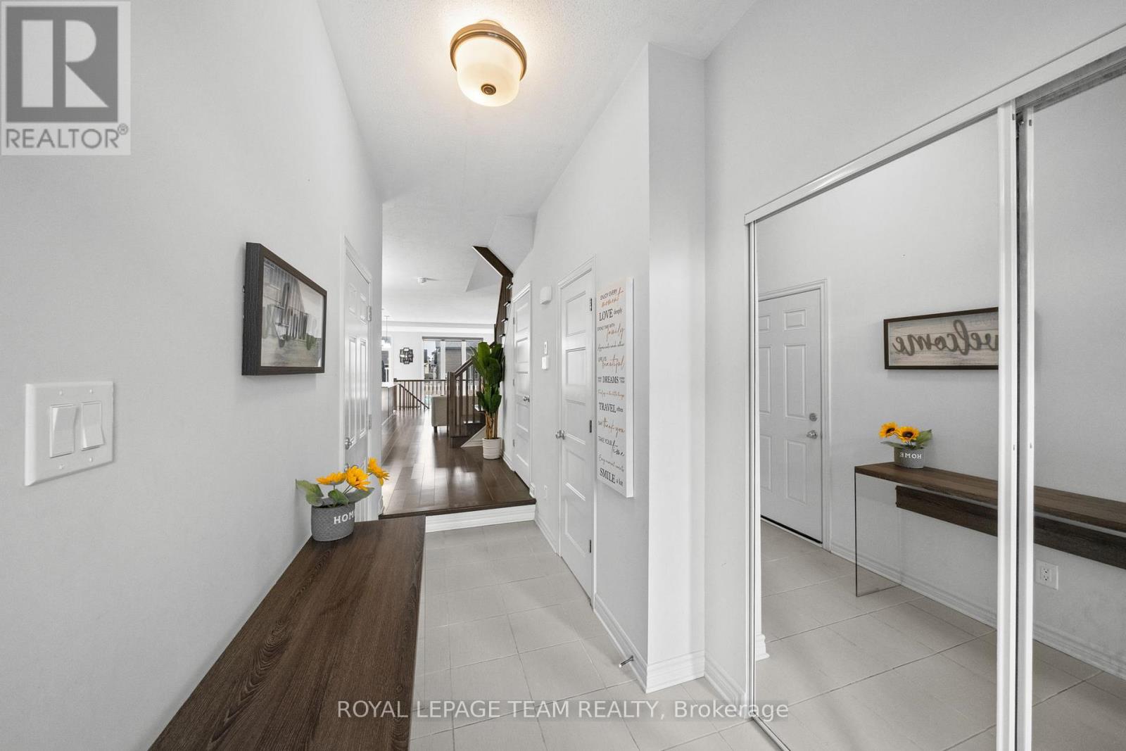 1160 Beckett Crescent, Ottawa, Ontario  K2S 0Z2 - Photo 4 - X12989974