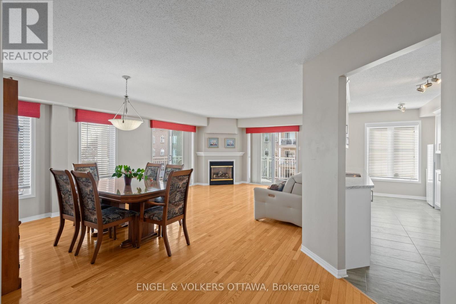 206 - 134 Edwards Street, Clarence-Rockland, Ontario  K4K 1T5 - Photo 8 - X12990010