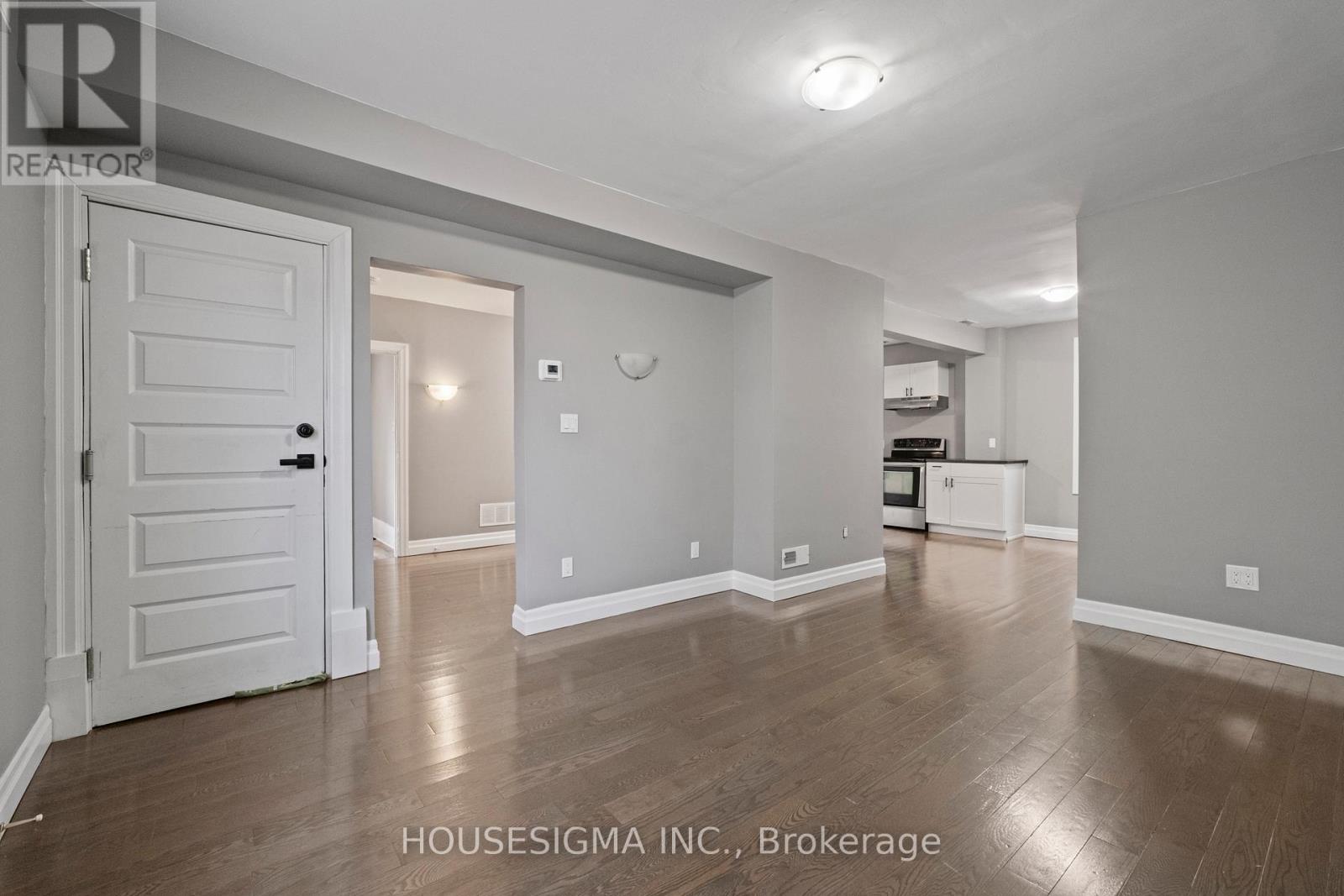 Upper - 66 Grand Avenue, London South, Ontario  N6C 1L7 - Photo 10 - X12990056