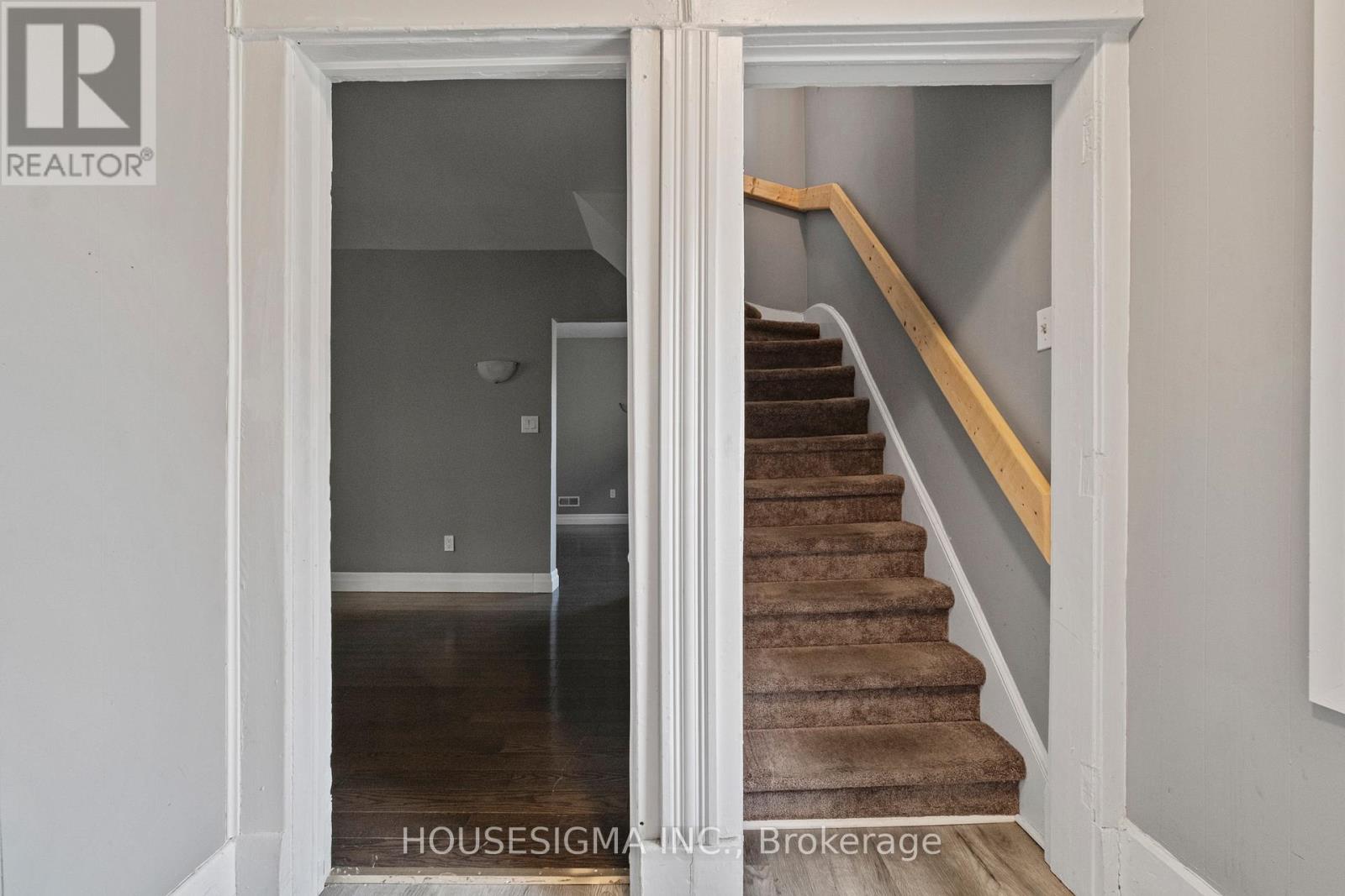 Upper - 66 Grand Avenue, London South, Ontario  N6C 1L7 - Photo 15 - X12990056