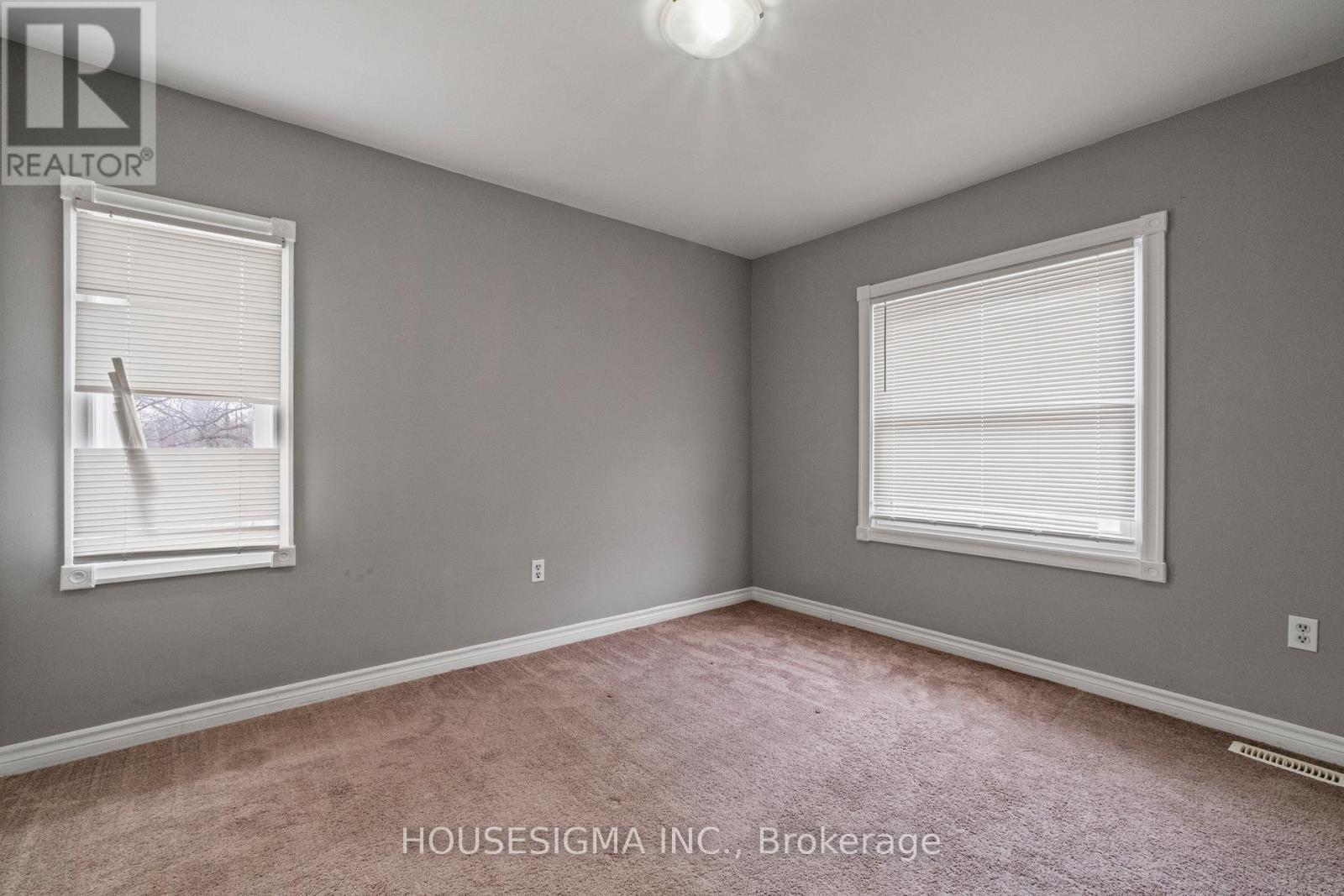 Upper - 66 Grand Avenue, London South, Ontario  N6C 1L7 - Photo 20 - X12990056