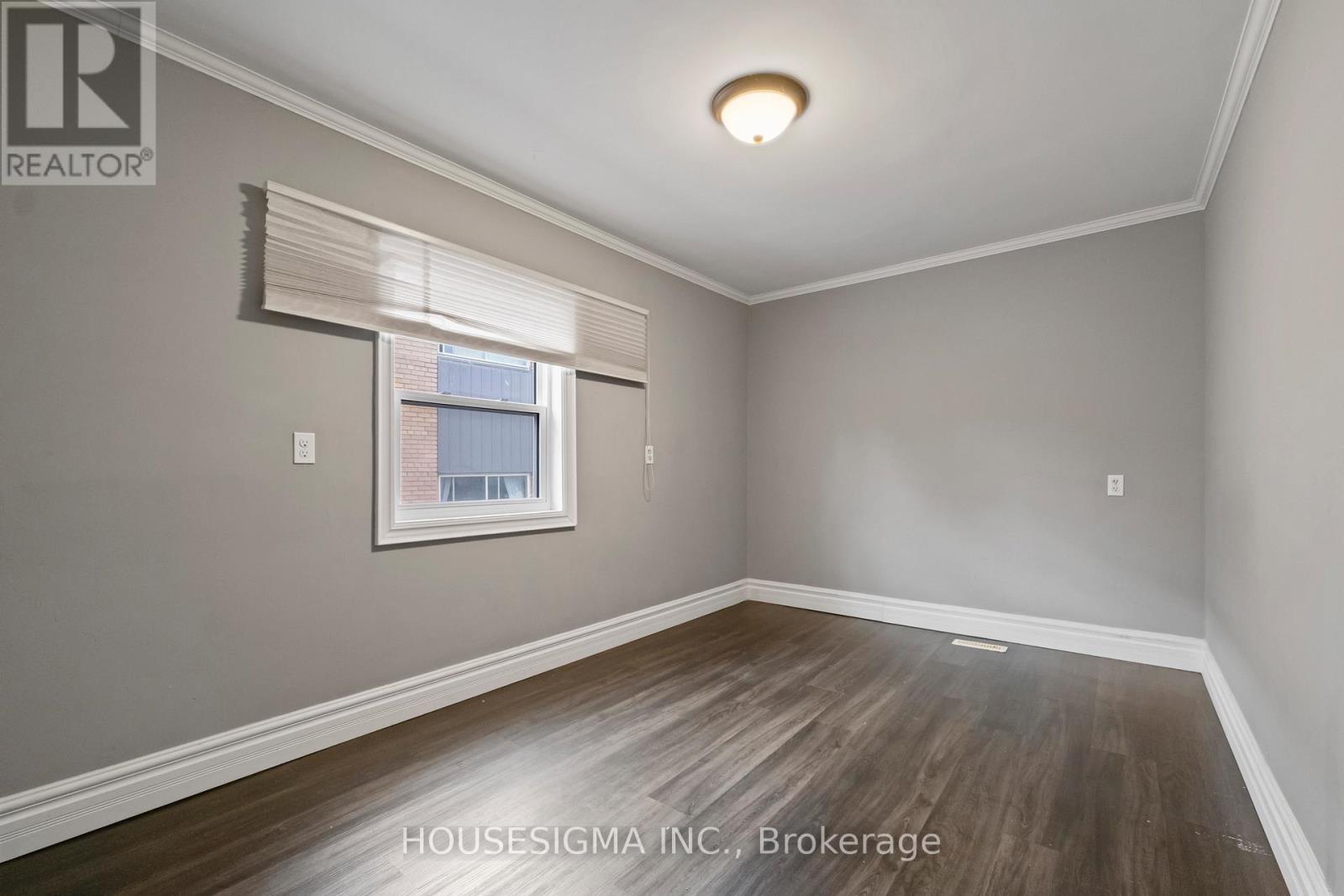 Upper - 66 Grand Avenue, London South, Ontario  N6C 1L7 - Photo 24 - X12990056