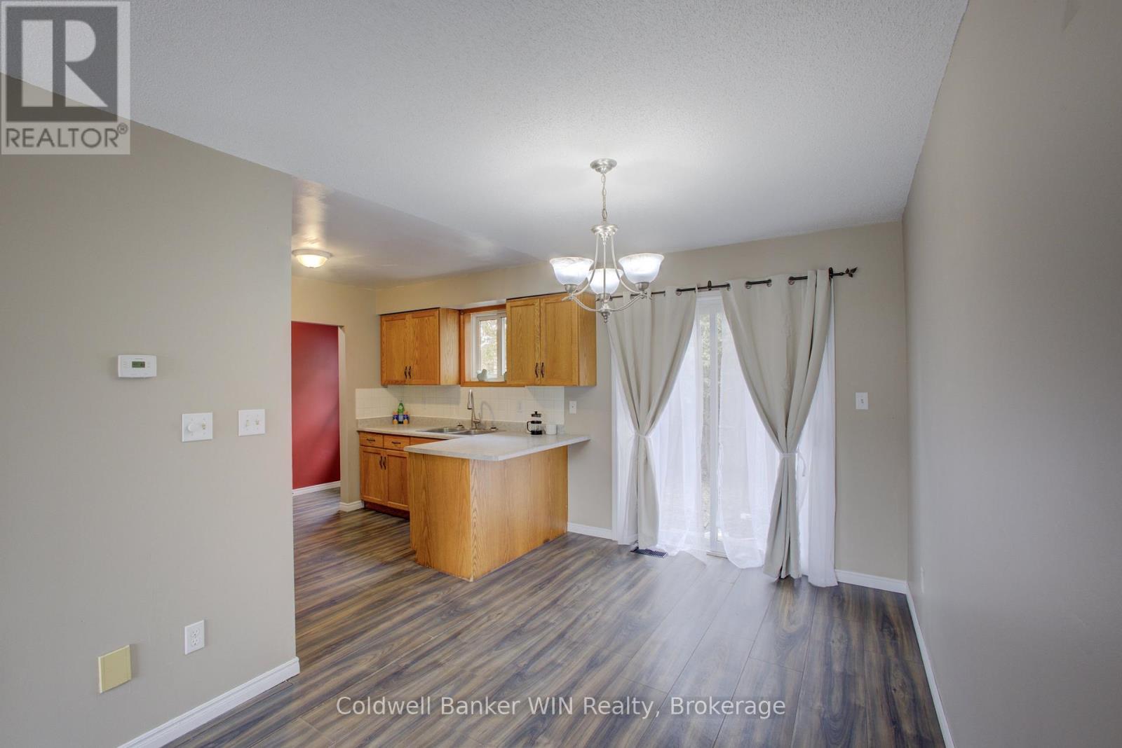 14 Farrell Lane, Wellington North, Ontario  N0G 1A0 - Photo 12 - X12989926