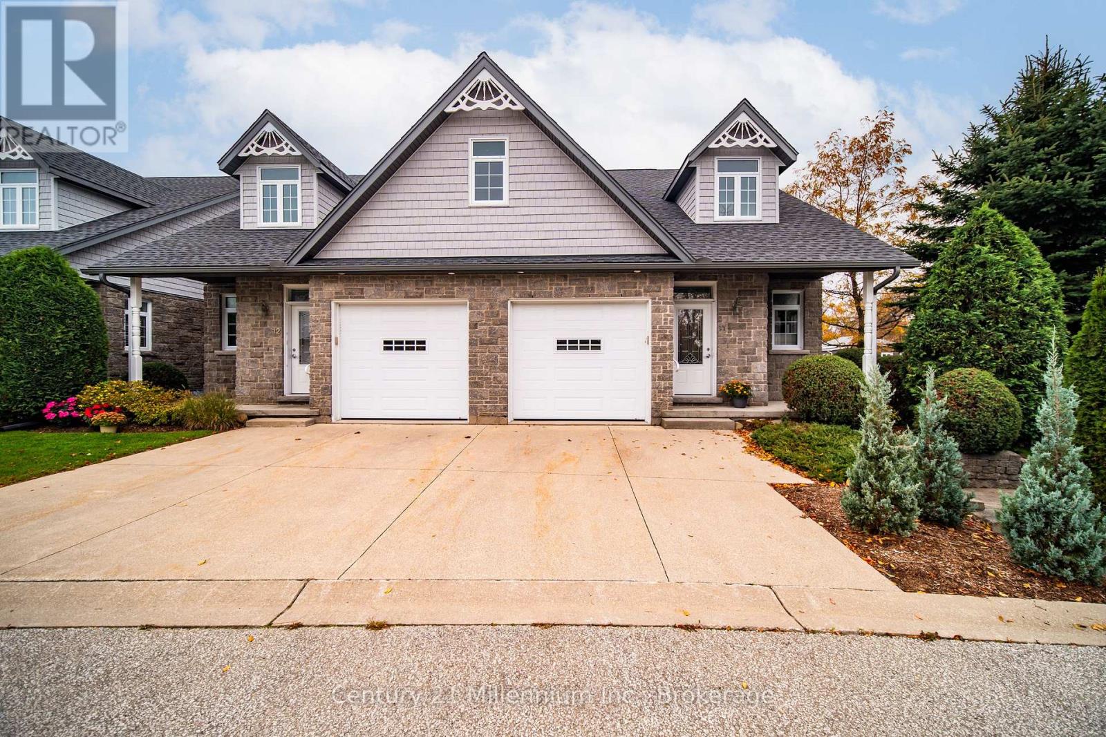 11 - 190 Morpeth Street, Saugeen Shores, Ontario  N0H 2L0 - Photo 2 - X12989984