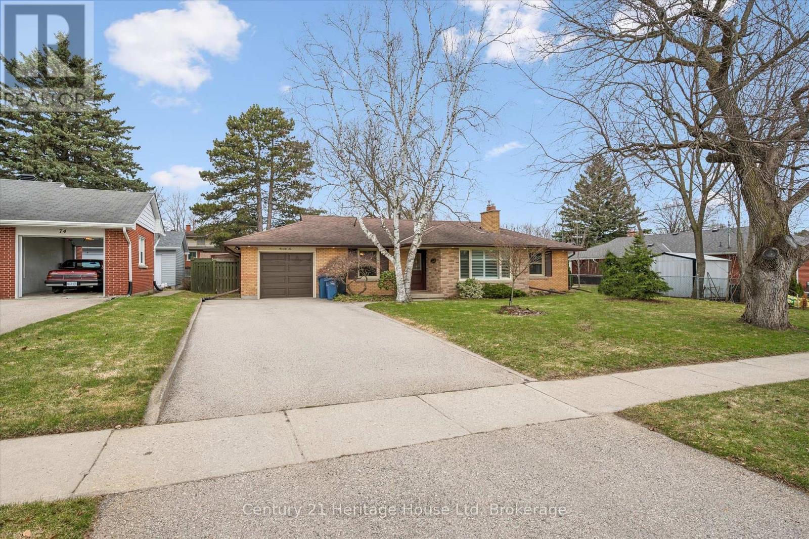 76 Kensington Street, Guelph, Ontario  N1E 3P7 - Photo 2 - X12990022