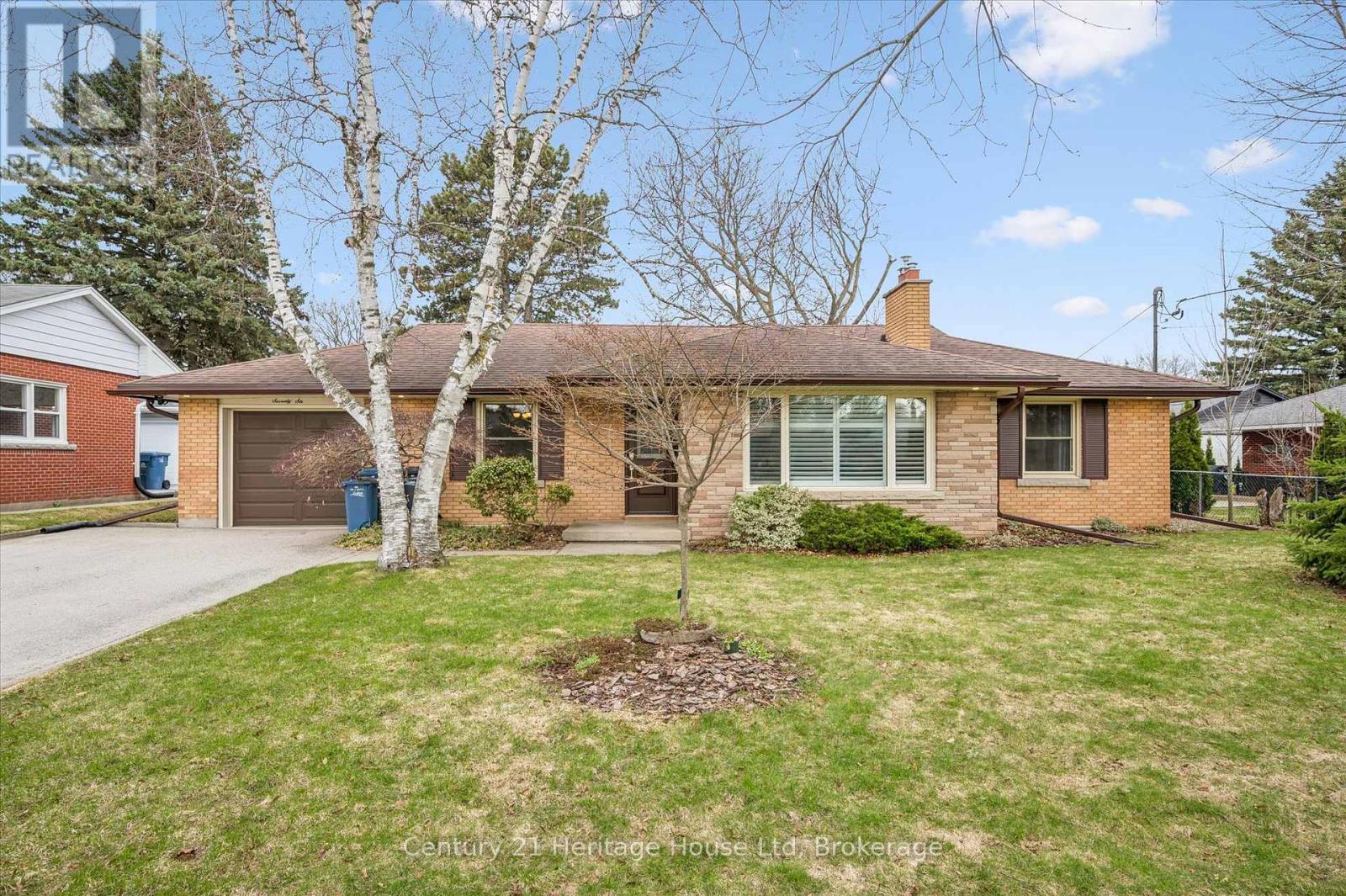 76 Kensington Street, Guelph, Ontario  N1E 3P7 - Photo 3 - X12990022