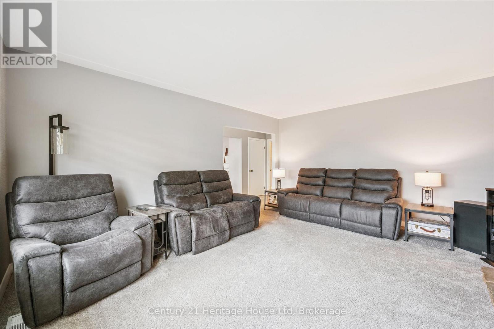 76 Kensington Street, Guelph, Ontario  N1E 3P7 - Photo 7 - X12990022