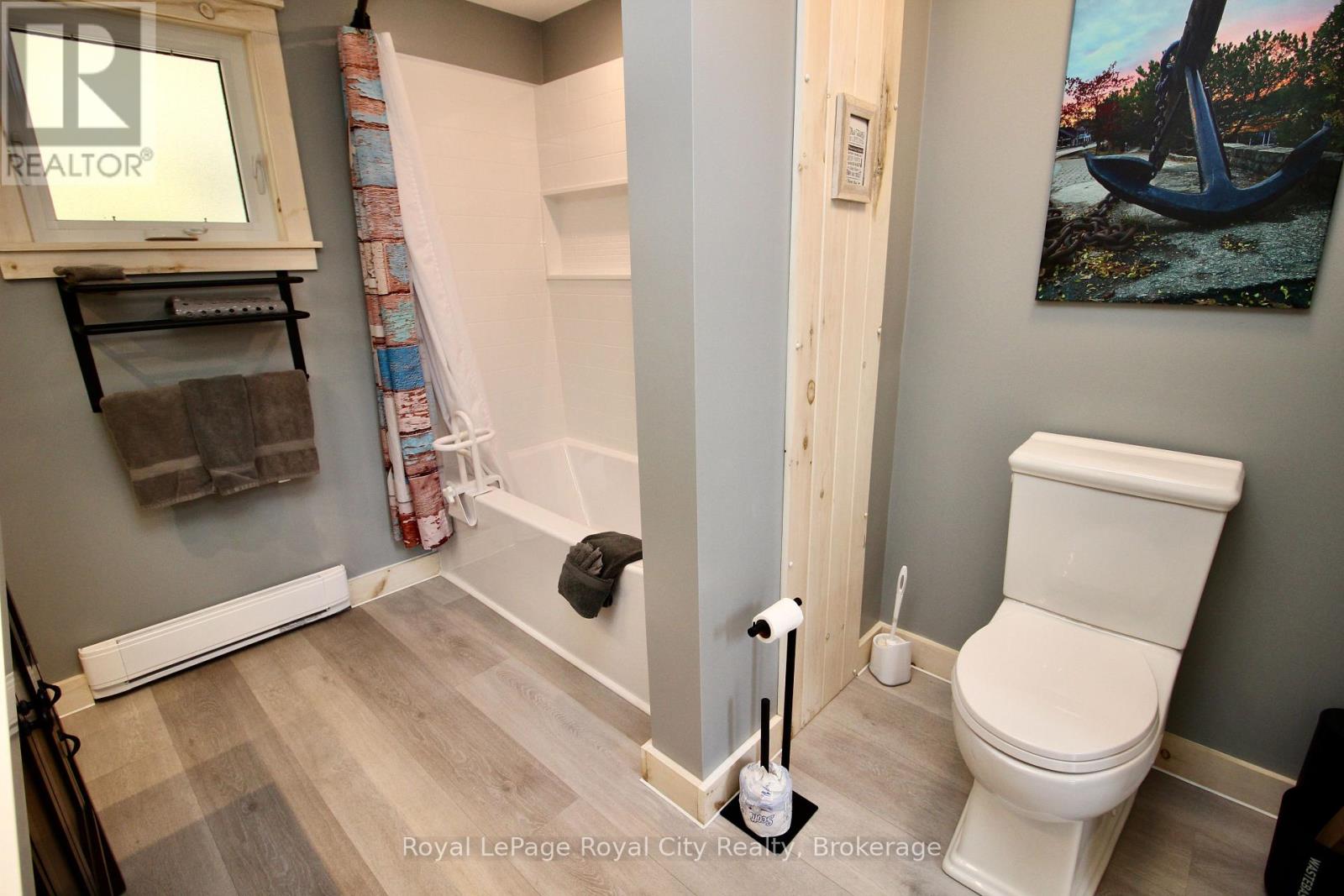 4 Legion Street, Northern Bruce Peninsula, Ontario  N0H 2R0 - Photo 19 - X12990046