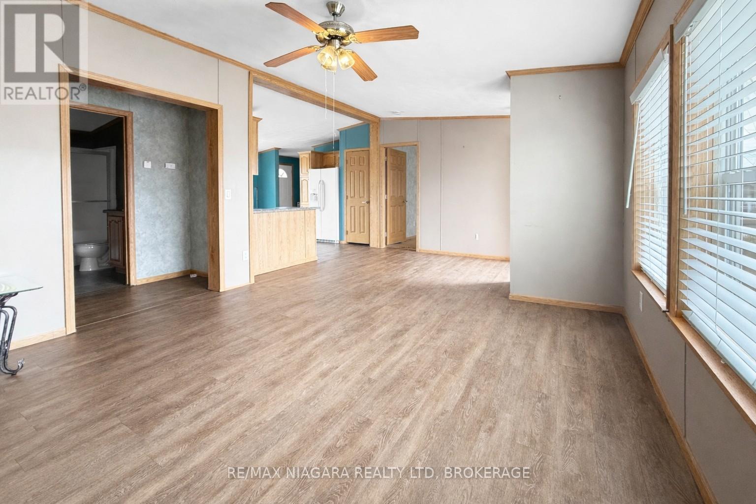 260 - 3033 Townline Road, Fort Erie, Ontario  L0S 1S1 - Photo 4 - X12609598