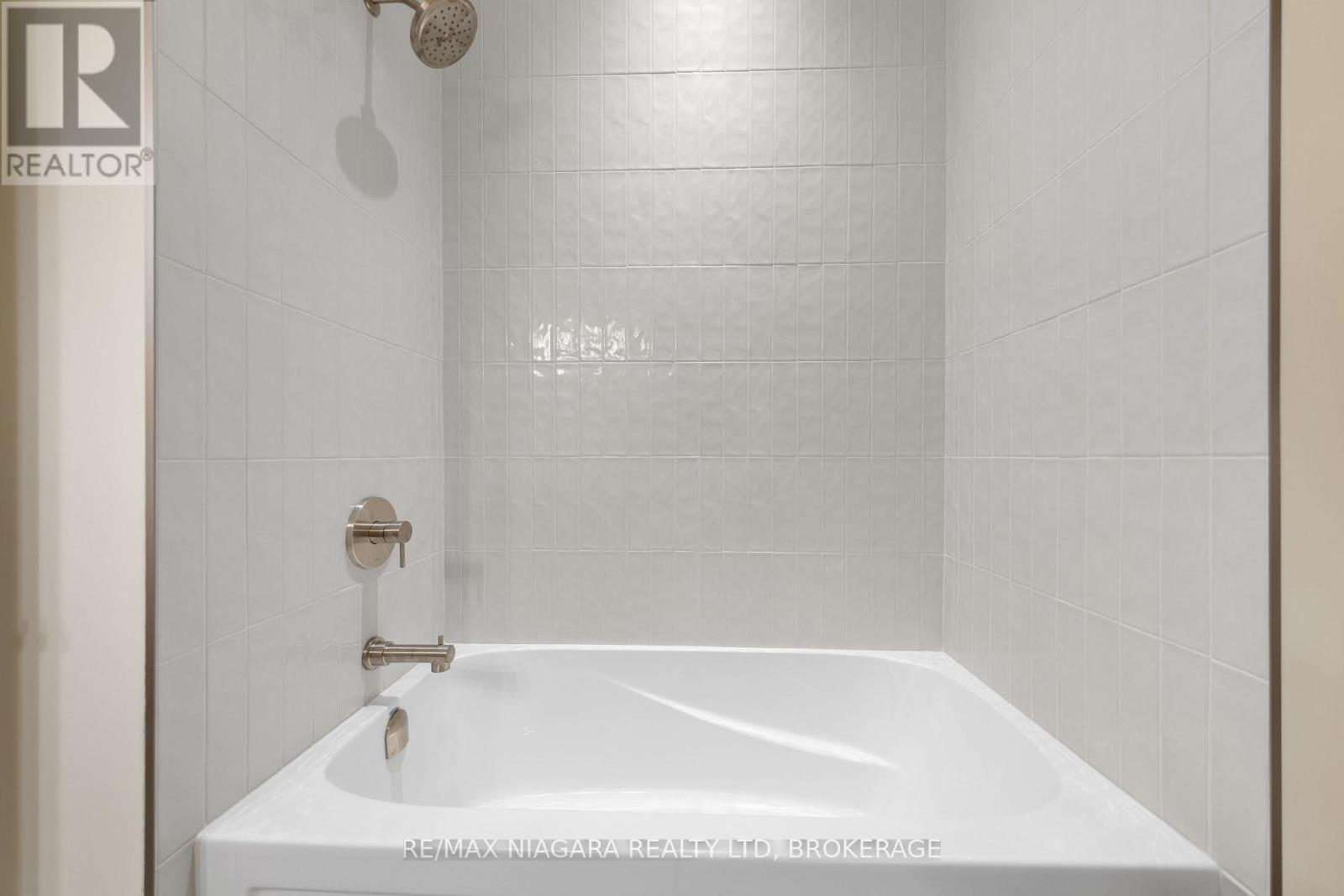 6 Butternut Crescent, Fort Erie, Ontario  L0S 1N0 - Photo 20 - X12660652