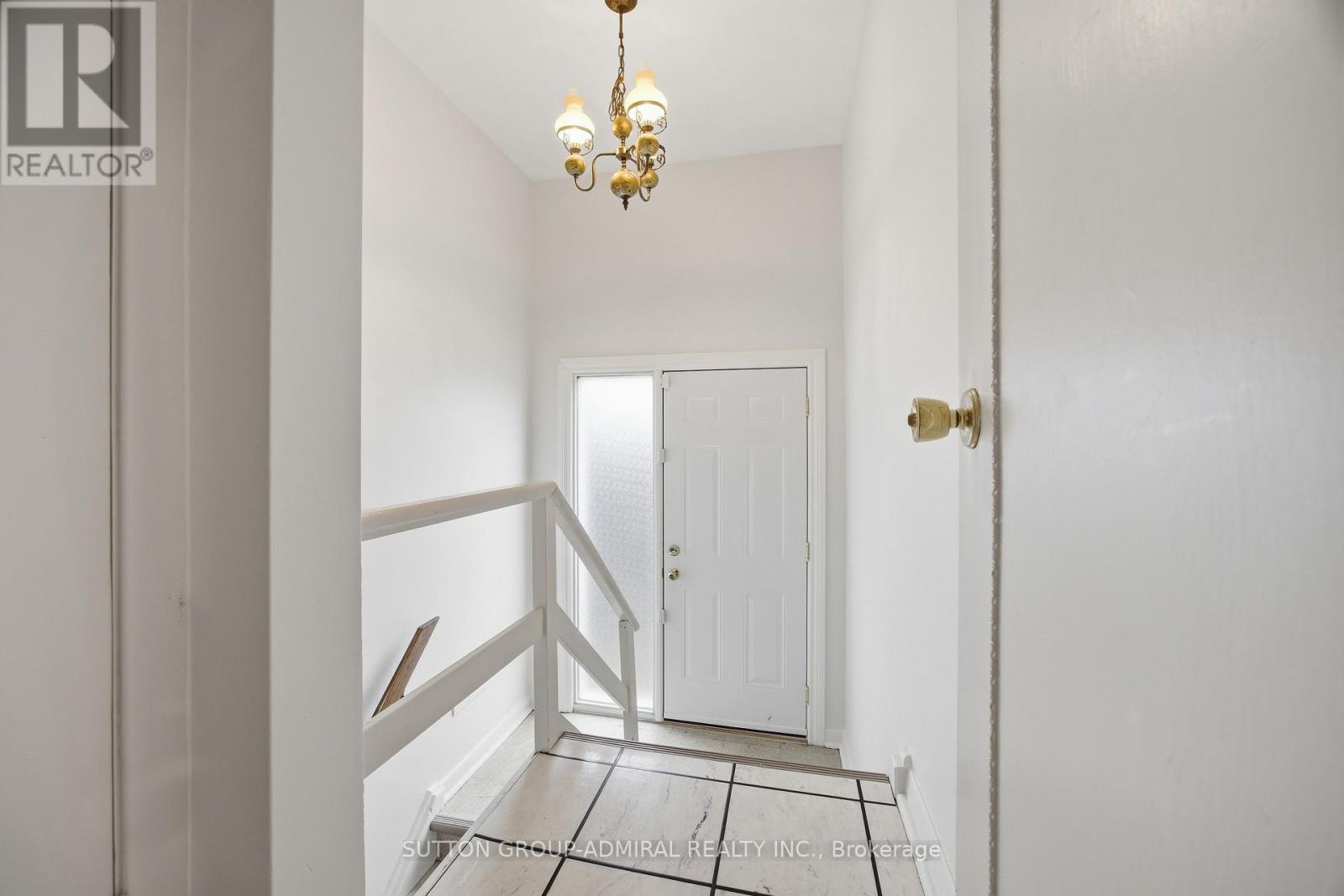 48 Goddard Street, Toronto, Ontario  M3H 5E1 - Photo 10 - C12989978