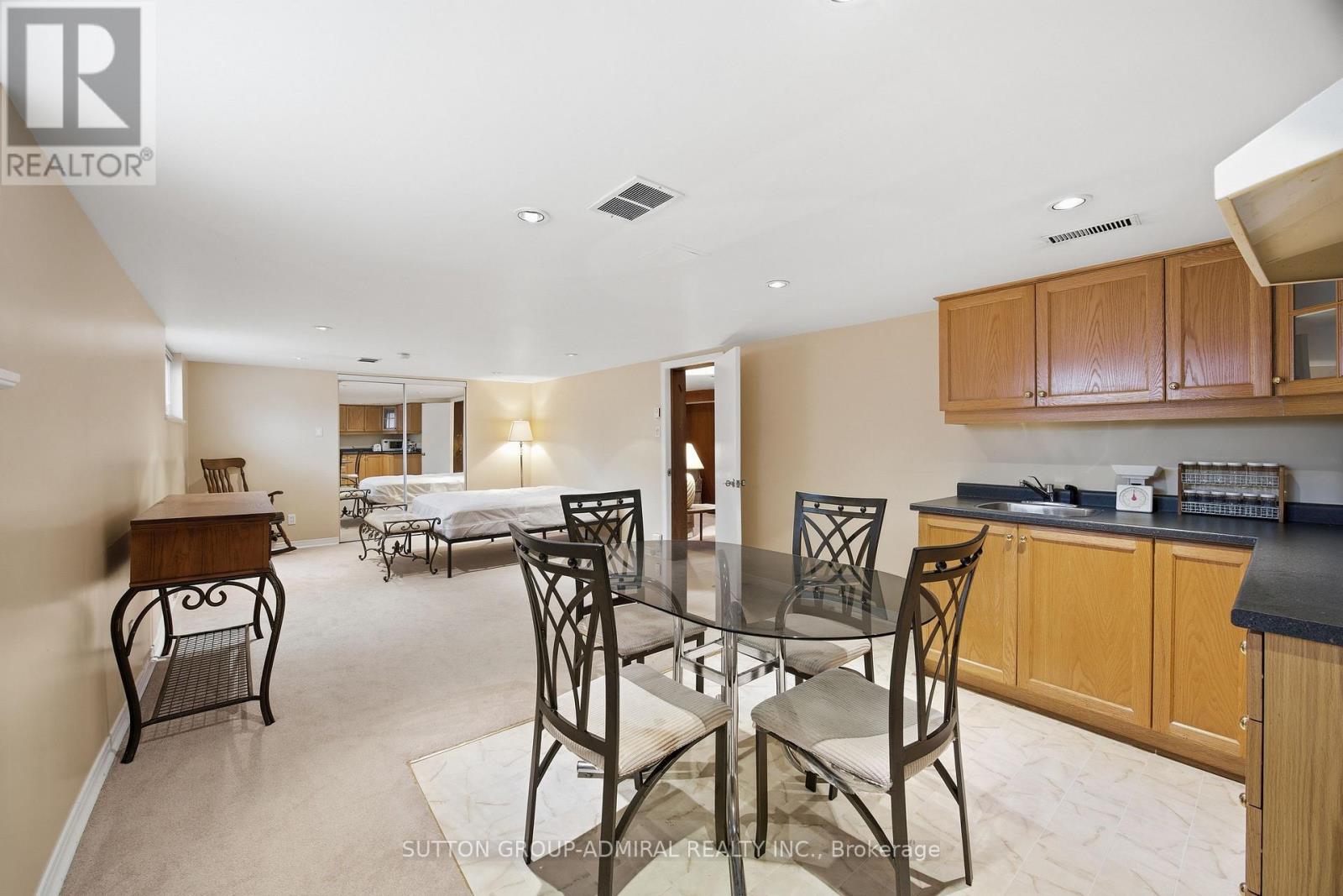 48 Goddard Street, Toronto, Ontario  M3H 5E1 - Photo 13 - C12989978