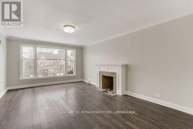 46 Fenn Avenue, Toronto, Ontario  M2L 1M8 - Photo 2 - C12990006