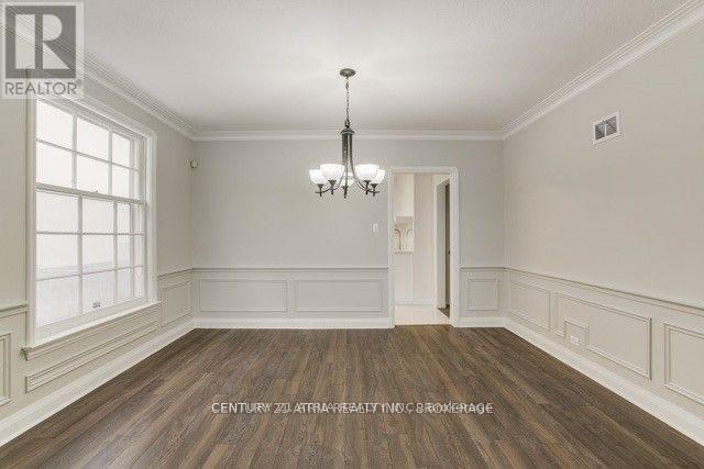 46 Fenn Avenue, Toronto, Ontario  M2L 1M8 - Photo 5 - C12990006