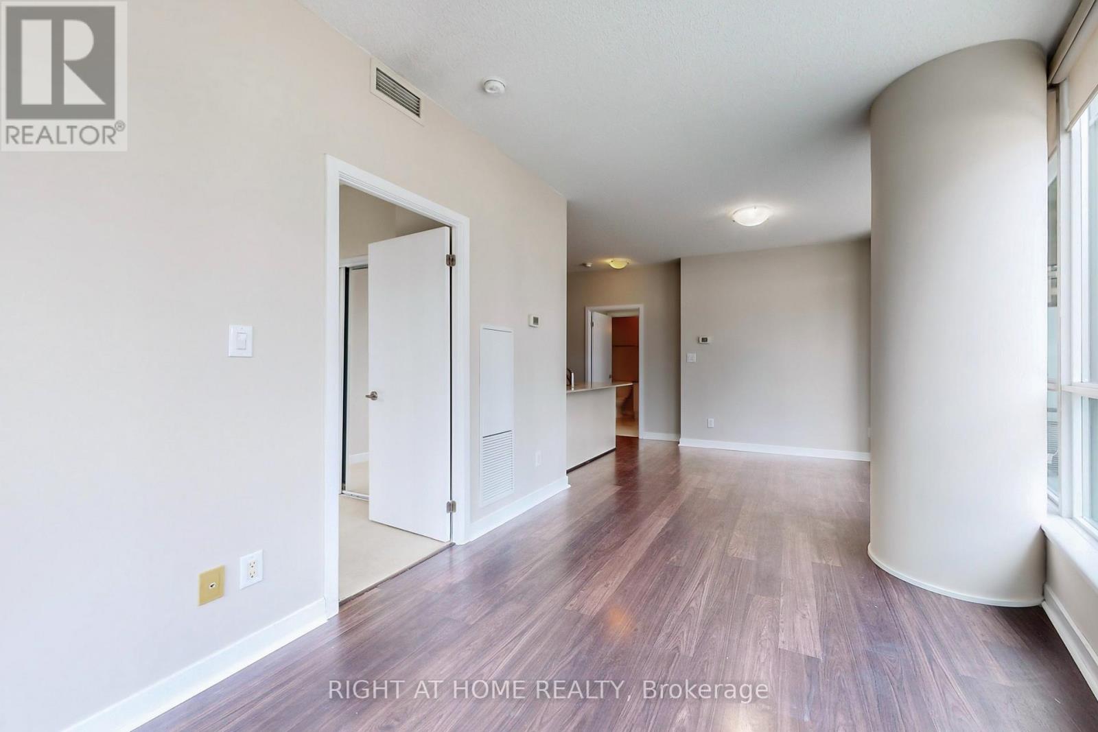 503 - 33 Bay Street, Toronto, Ontario  M5J 2Z3 - Photo 12 - C12990052