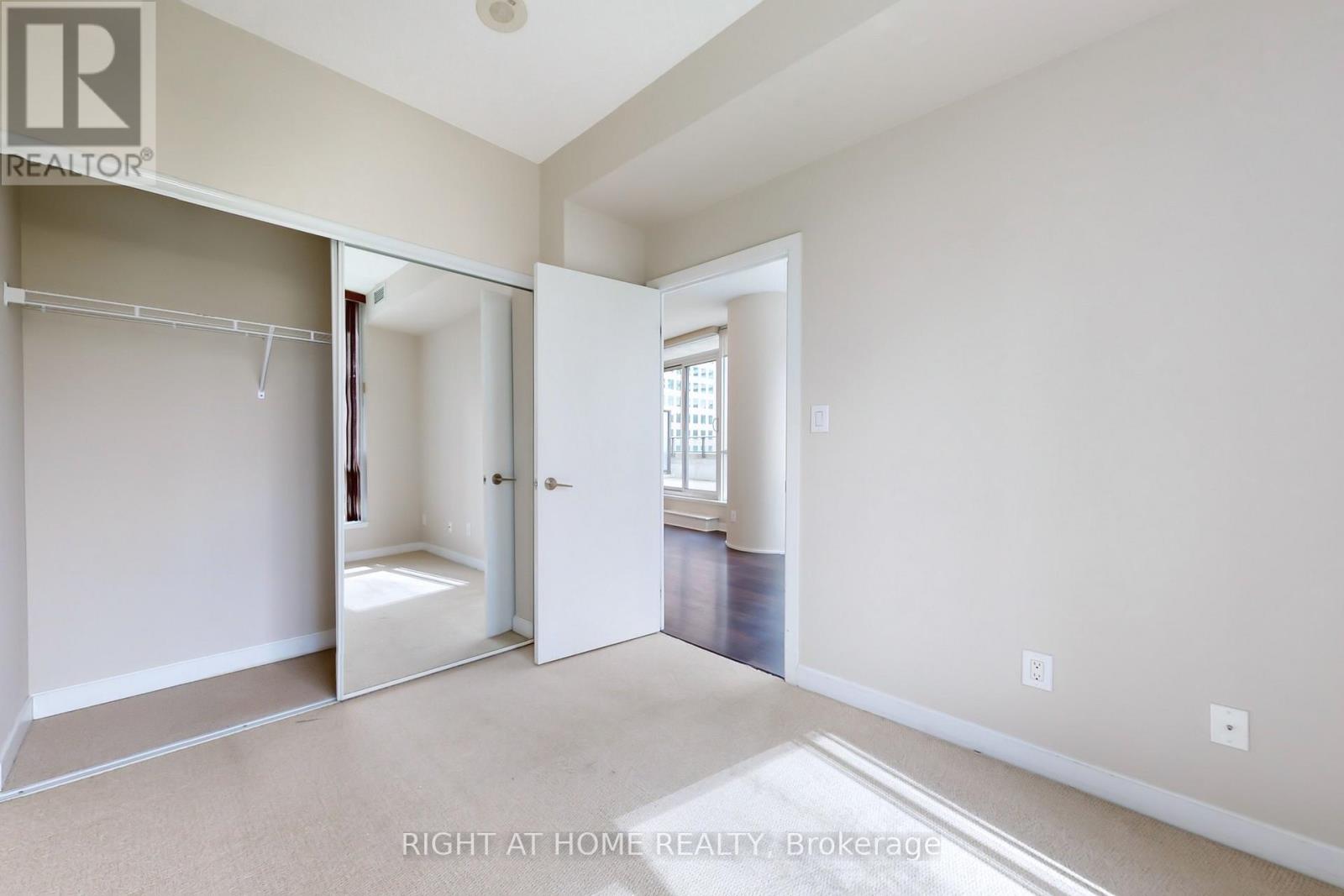 503 - 33 Bay Street, Toronto, Ontario  M5J 2Z3 - Photo 27 - C12990052