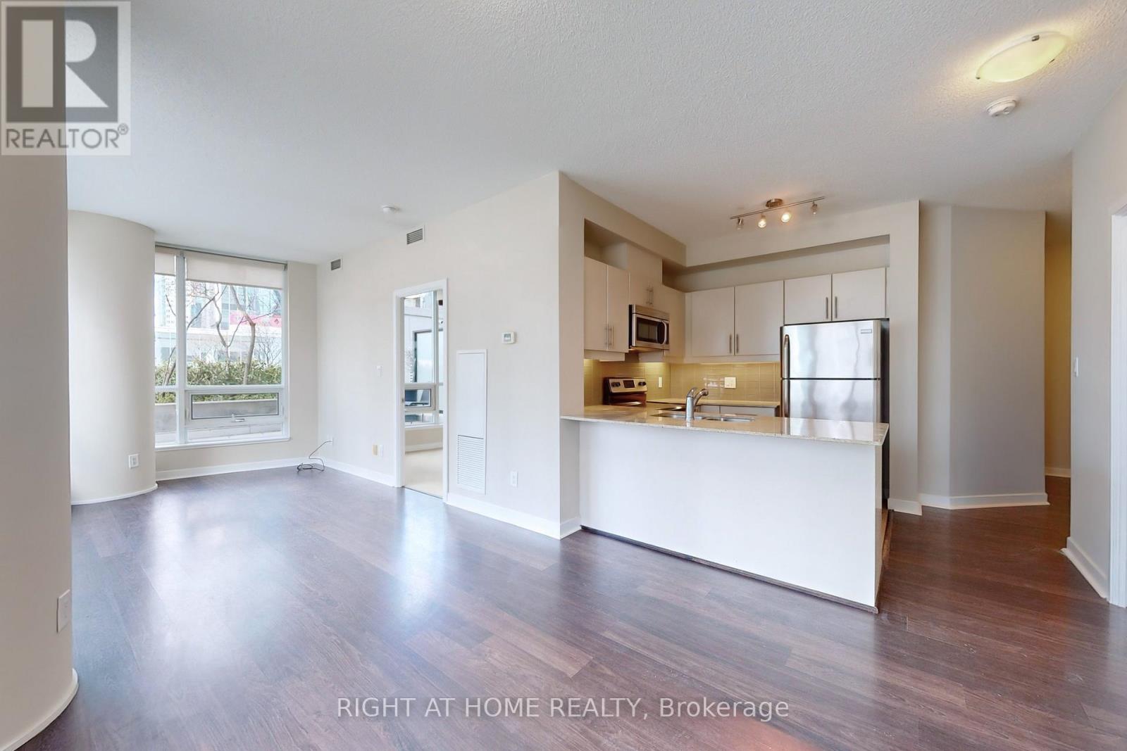 503 - 33 Bay Street, Toronto, Ontario  M5J 2Z3 - Photo 9 - C12990052