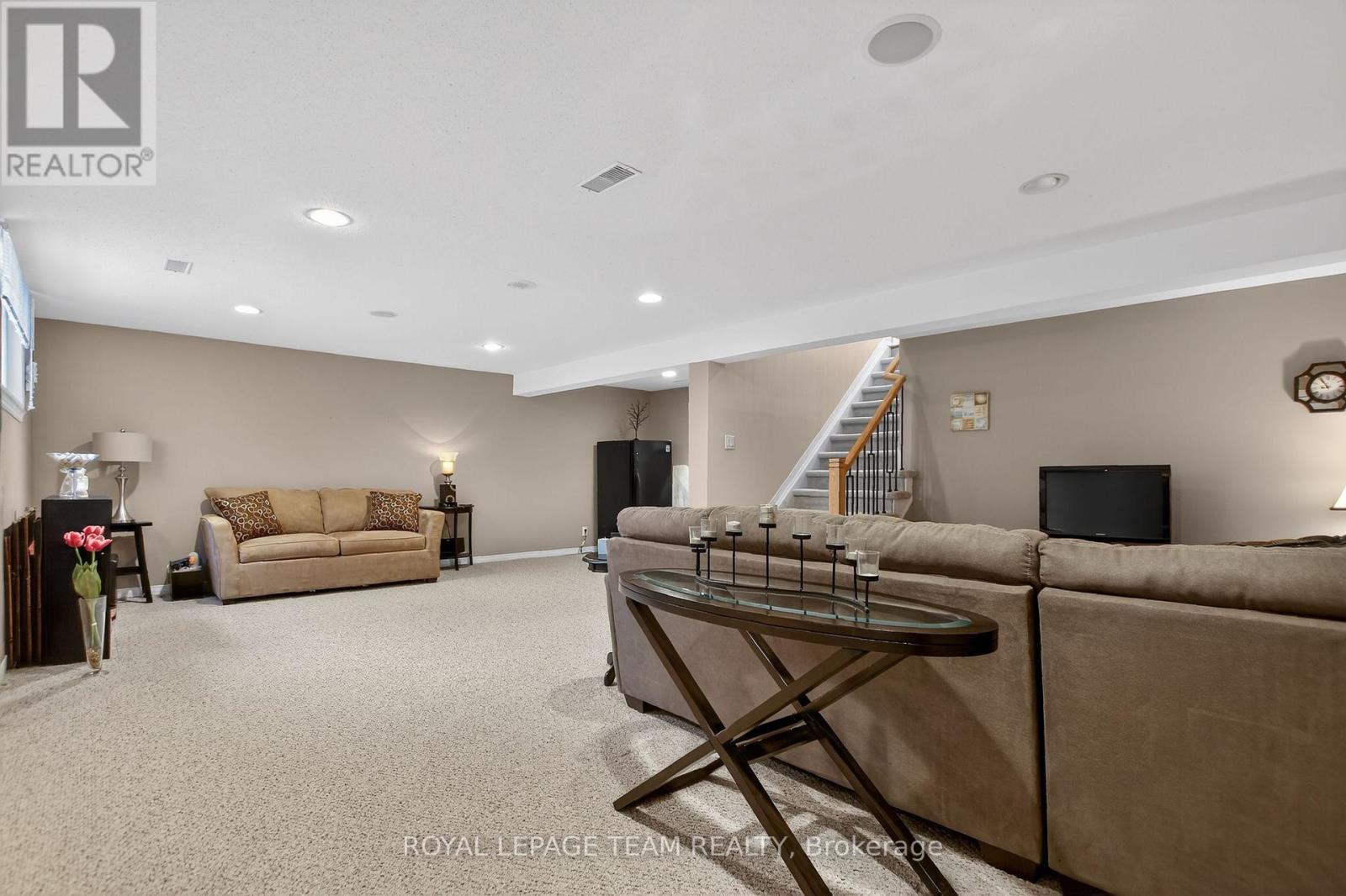 20 River Oaks Court, Ottawa, Ontario  K2S 1L3 - Photo 42 - X12949396