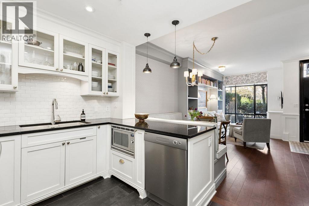 2266 Redbud Lane, Vancouver, British Columbia V6K 4S6 - Photo 4 - R3110238