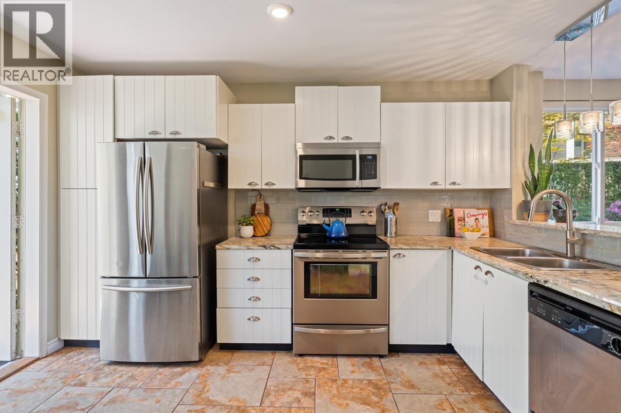 7350 Hawthorne Terrace, Burnaby, British Columbia  V5E 4M4 - Photo 8 - R3110241