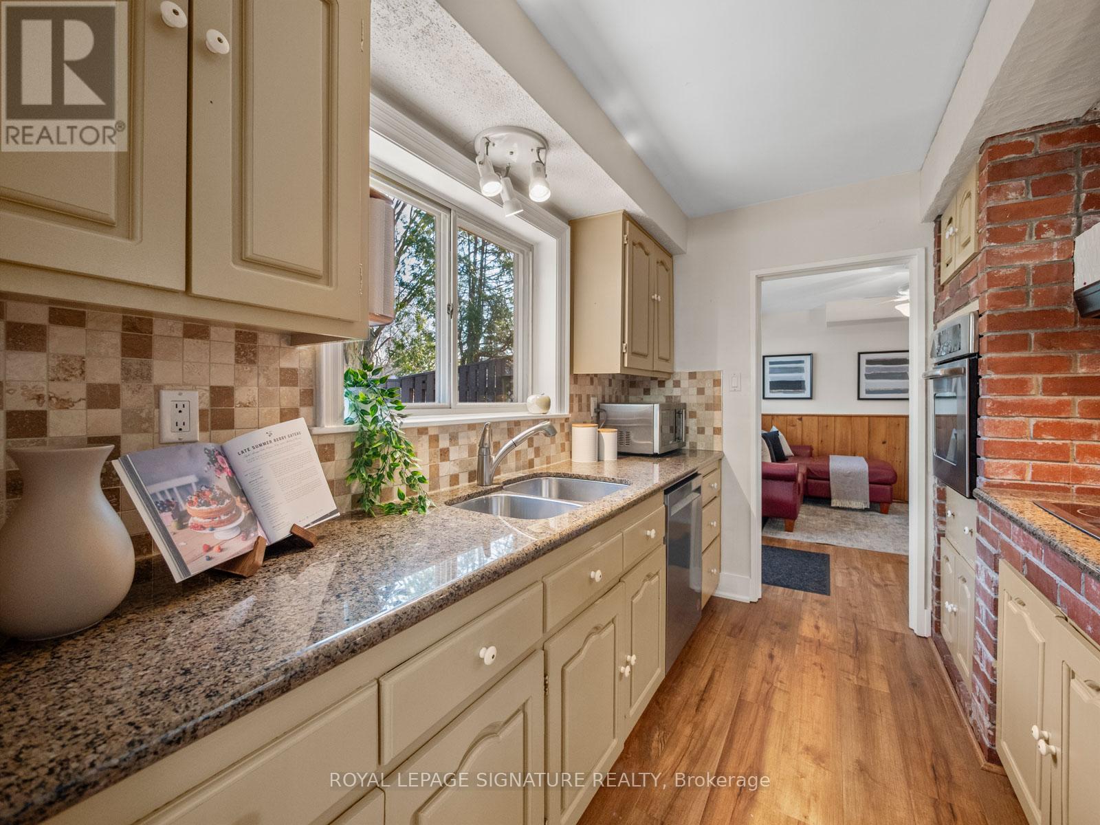 27 Madras Crescent, Toronto, Ontario  M1G 3L2 - Photo 16 - E12990038