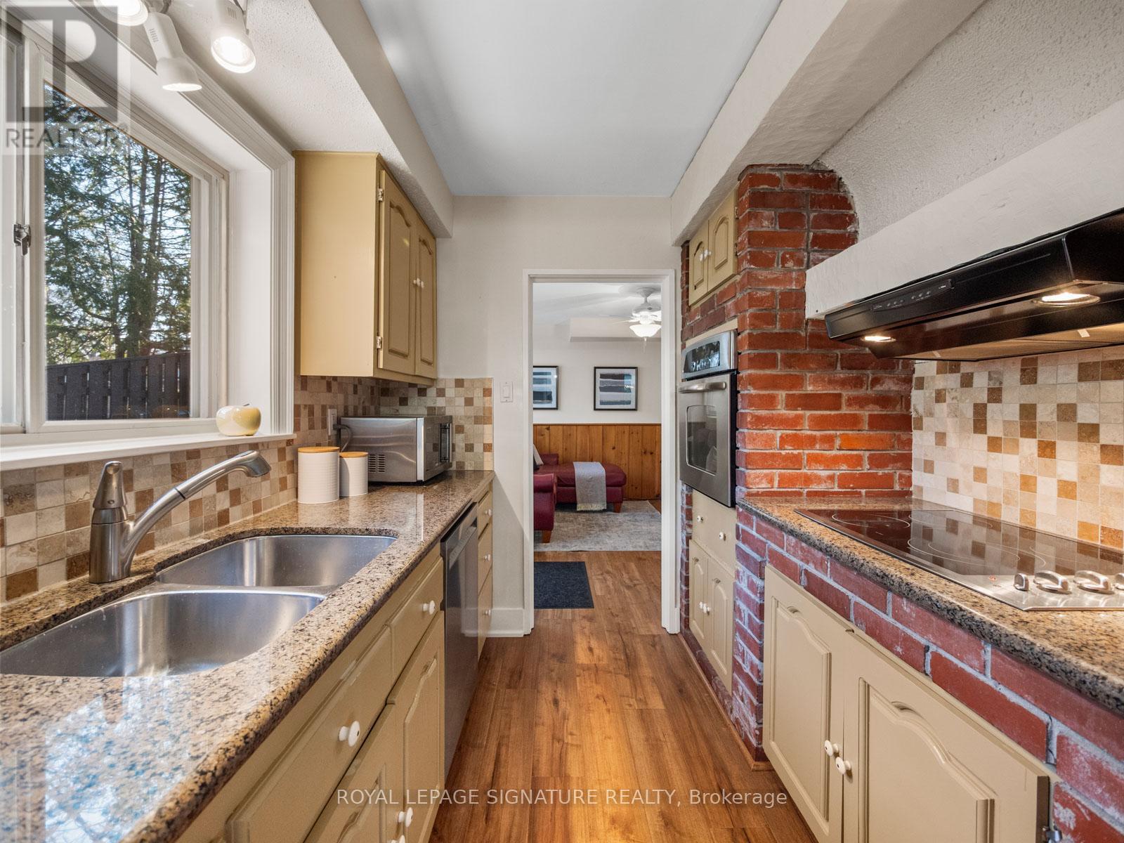 27 Madras Crescent, Toronto, Ontario  M1G 3L2 - Photo 17 - E12990038