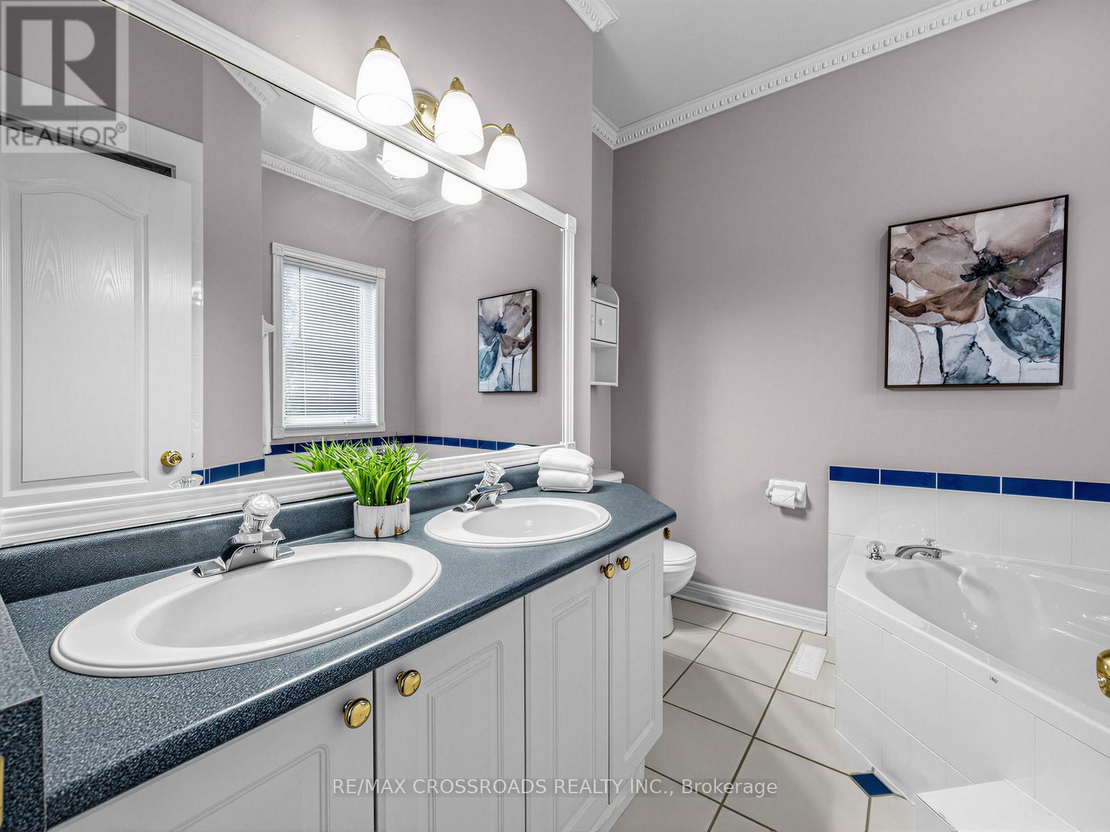 484 Poplar Avenue, Ajax, Ontario  L1S 1E8 - Photo 12 - E12990076