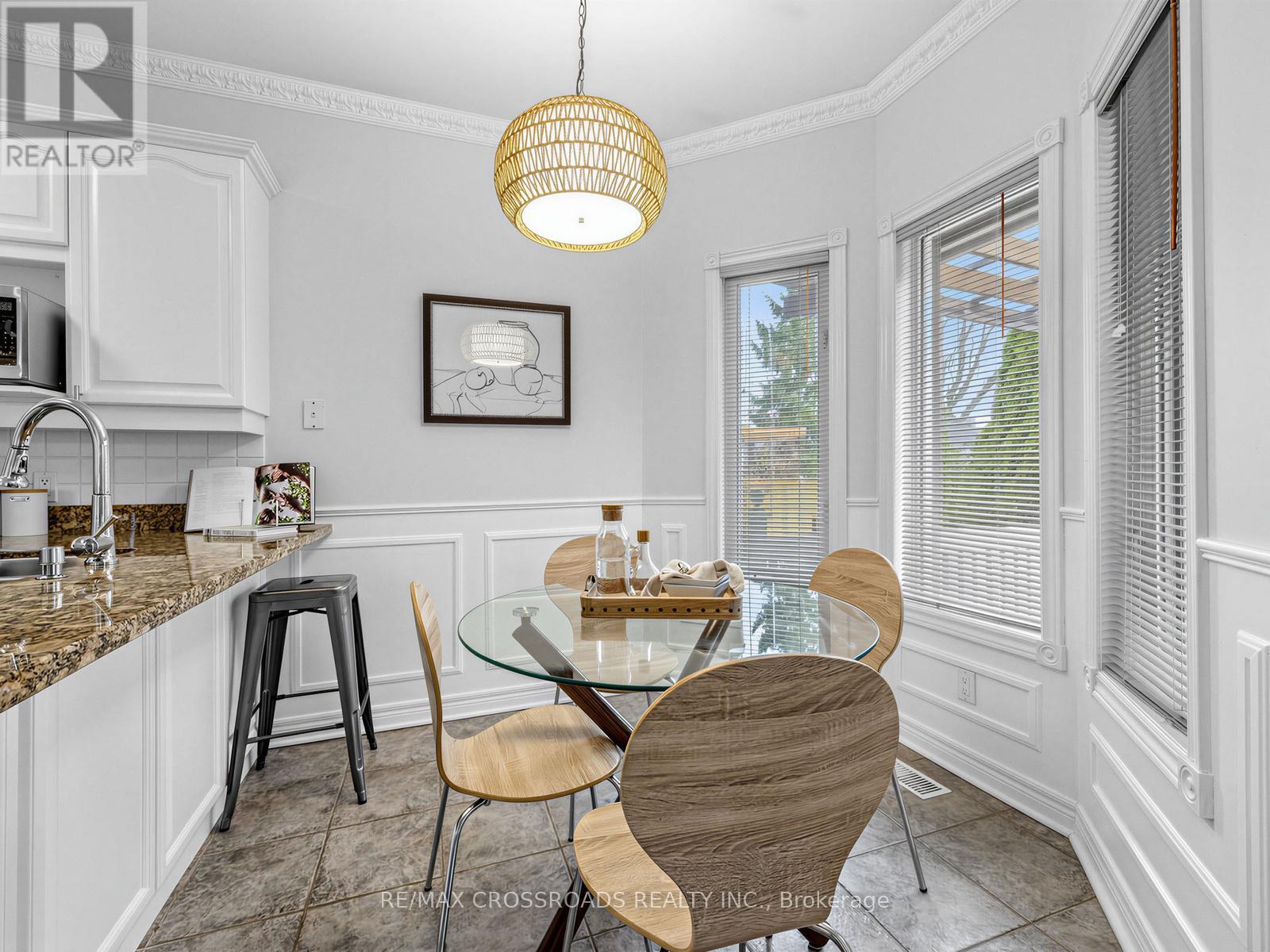 484 Poplar Avenue, Ajax, Ontario  L1S 1E8 - Photo 19 - E12990076