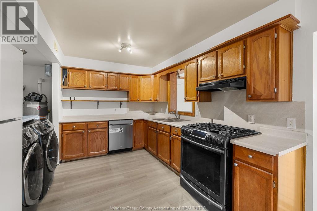 716 Alexandrine, Windsor, Ontario  N8X 3C2 - Photo 11 - 26007916