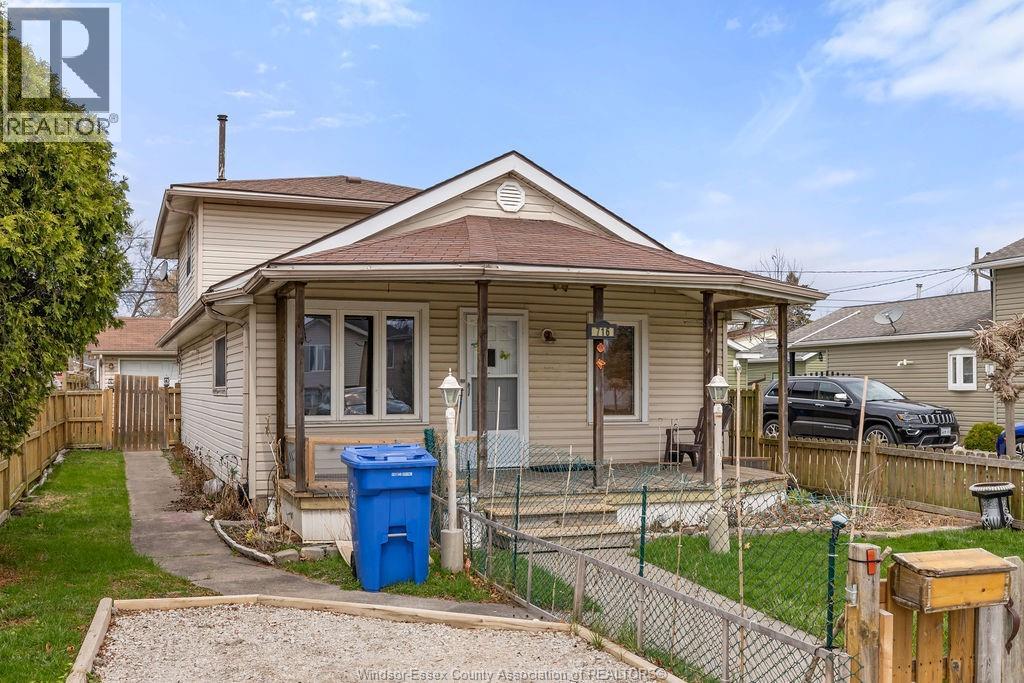 716 Alexandrine, Windsor, Ontario  N8X 3C2 - Photo 2 - 26007916