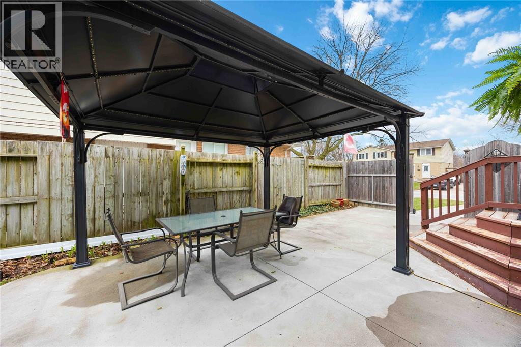 1279 Willa Drive, Sarnia, Ontario  N7S 4S8 - Photo 6 - 26007857