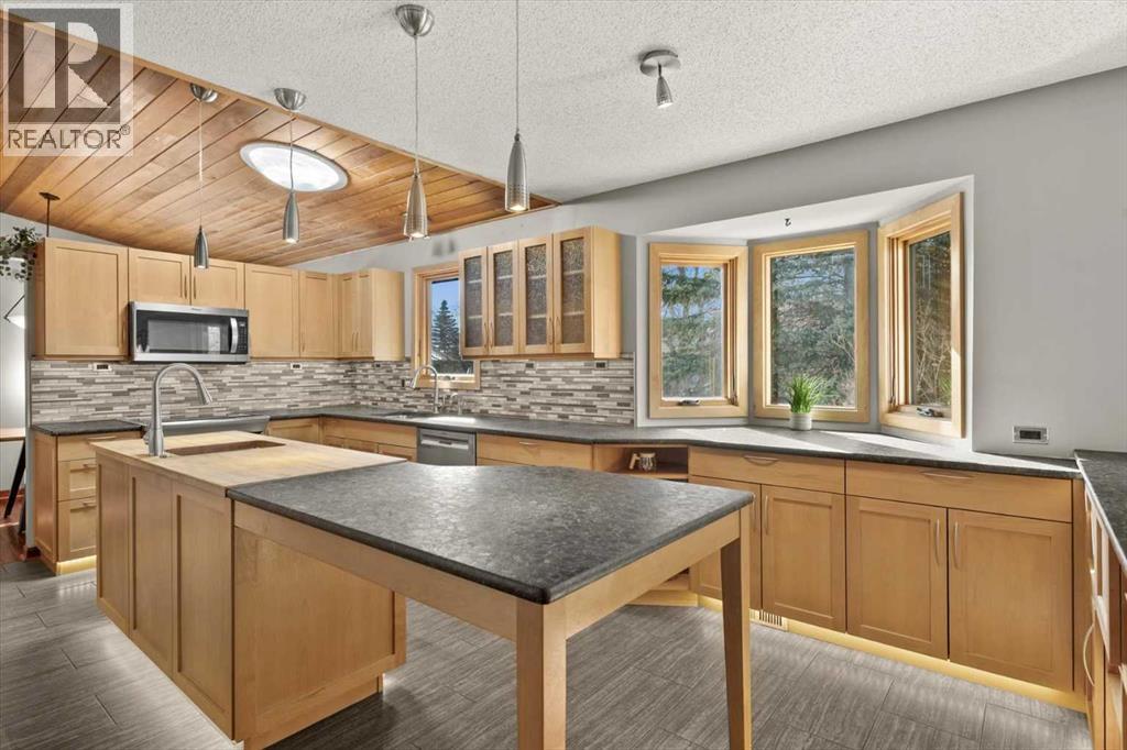 244 Ranchridge Bay NW, Calgary, Alberta  T3G 1V4 - Photo 6 - A2296107