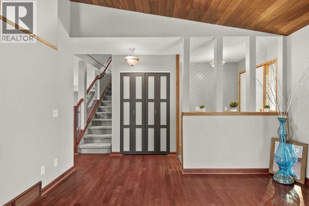 244 Ranchridge Bay NW, Calgary, Alberta  T3G 1V4 - Photo 8 - A2296107