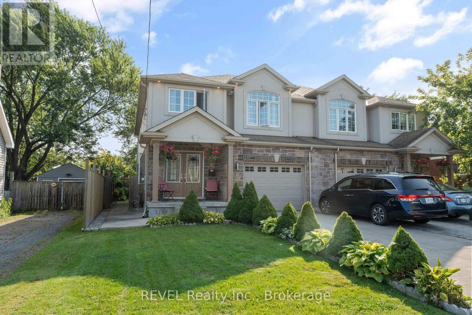 6558 Montrose Road, Niagara Falls, Ontario  L2H 1M4 - Photo 1 - X12989954