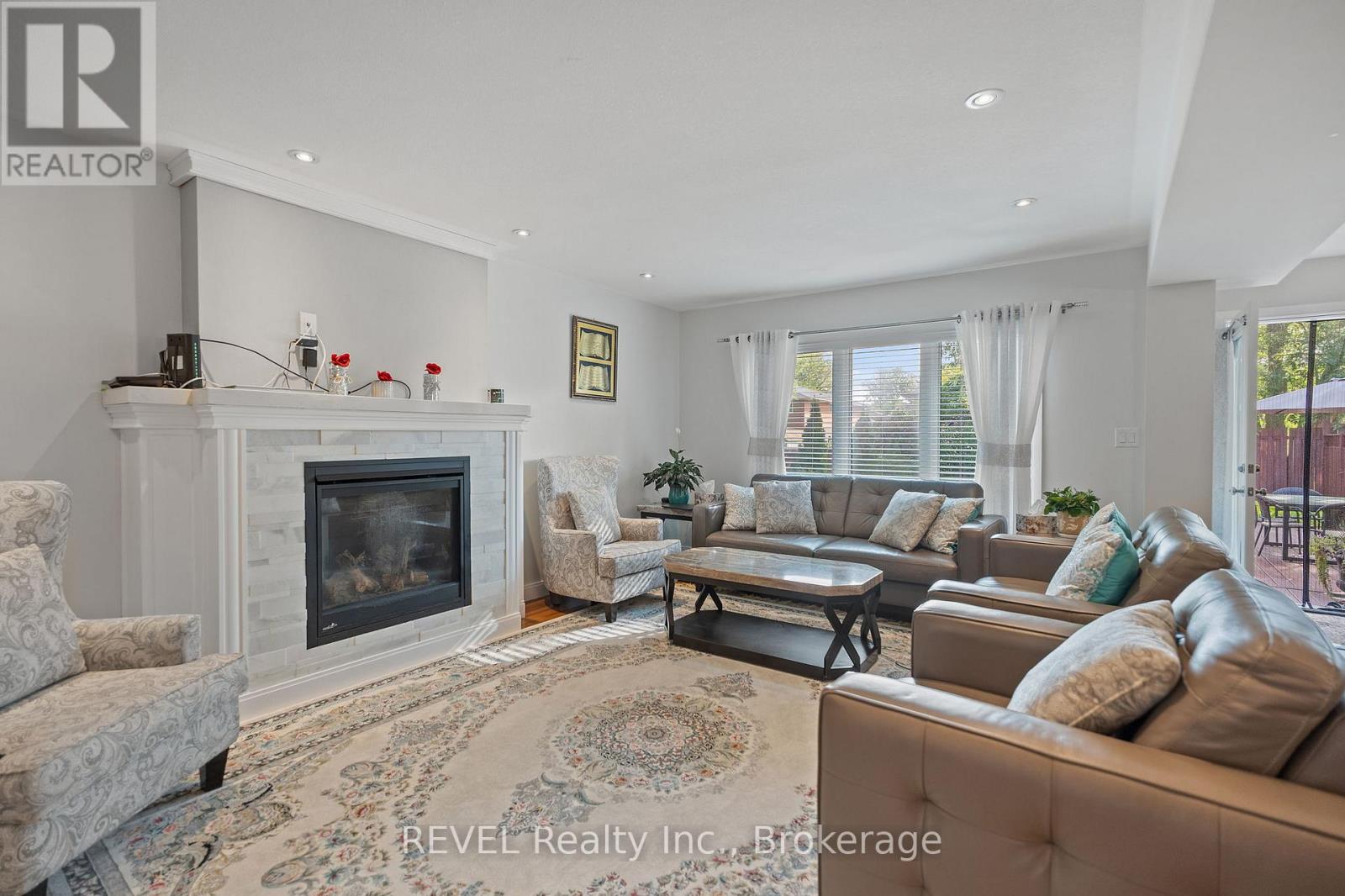 6558 Montrose Road, Niagara Falls, Ontario  L2H 1M4 - Photo 7 - X12989954