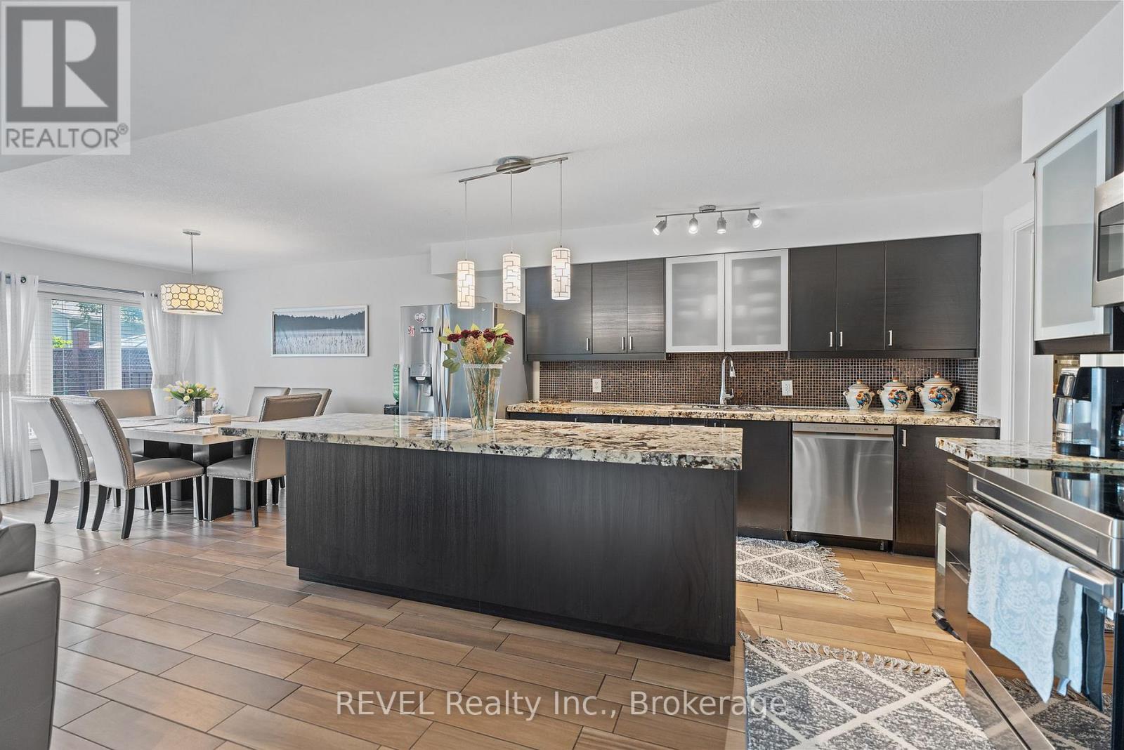 6558 Montrose Road, Niagara Falls, Ontario  L2H 1M4 - Photo 8 - X12989954