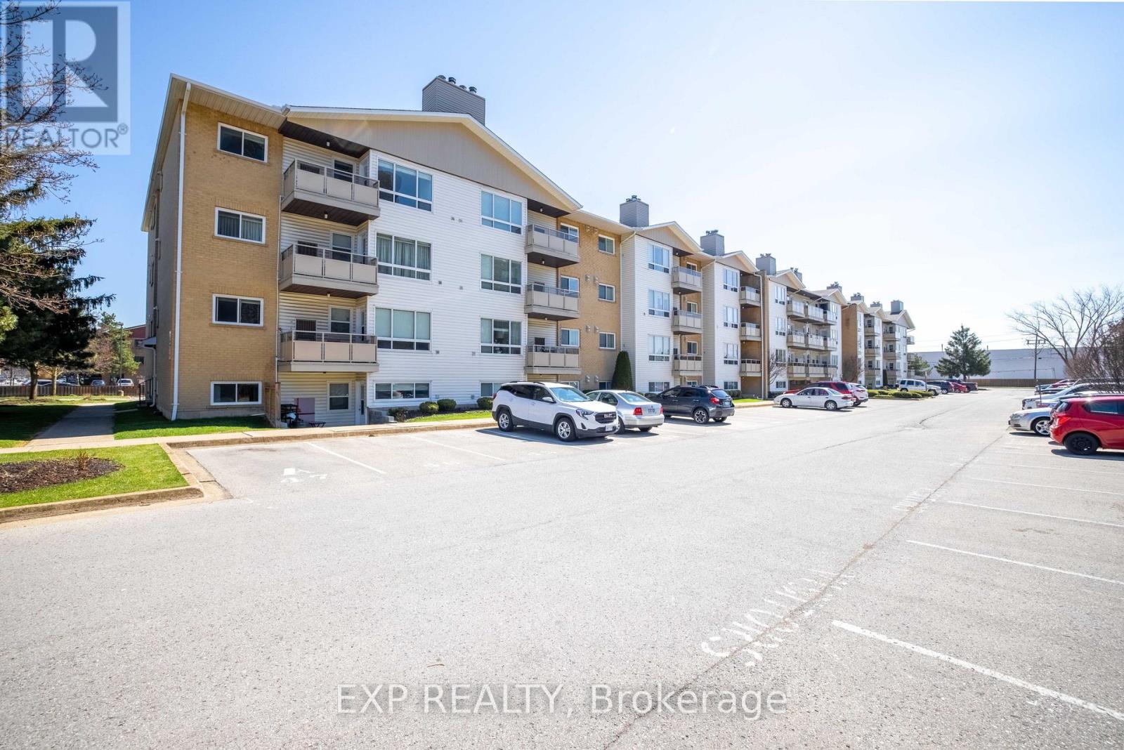 120 - 78 Roehampton Avenue, St. Catharines, Ontario  L2M 7W9 - Photo 2 - X12989976