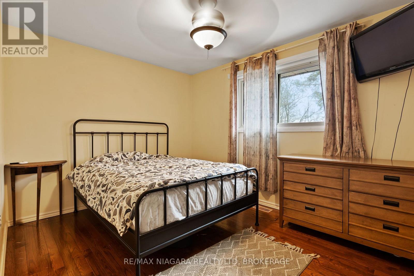 56 Royal Oak Drive, Welland, Ontario  L3C 5V9 - Photo 10 - X12990098