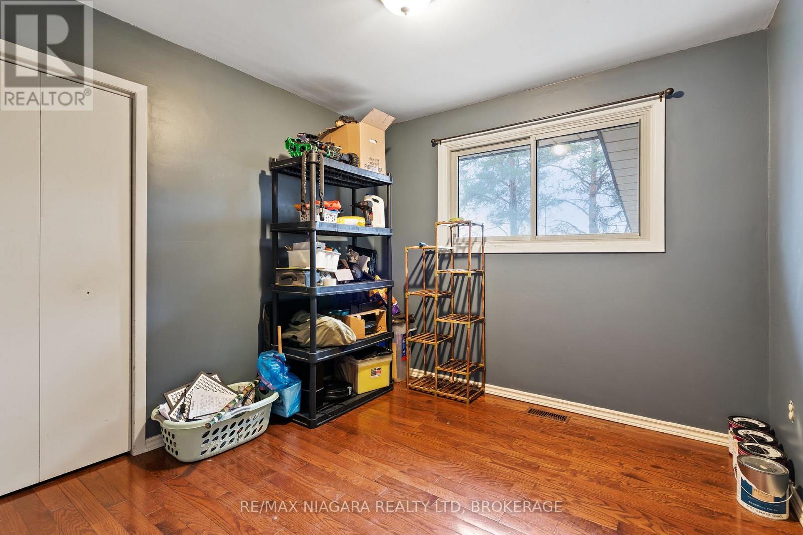 56 Royal Oak Drive, Welland, Ontario  L3C 5V9 - Photo 13 - X12990098