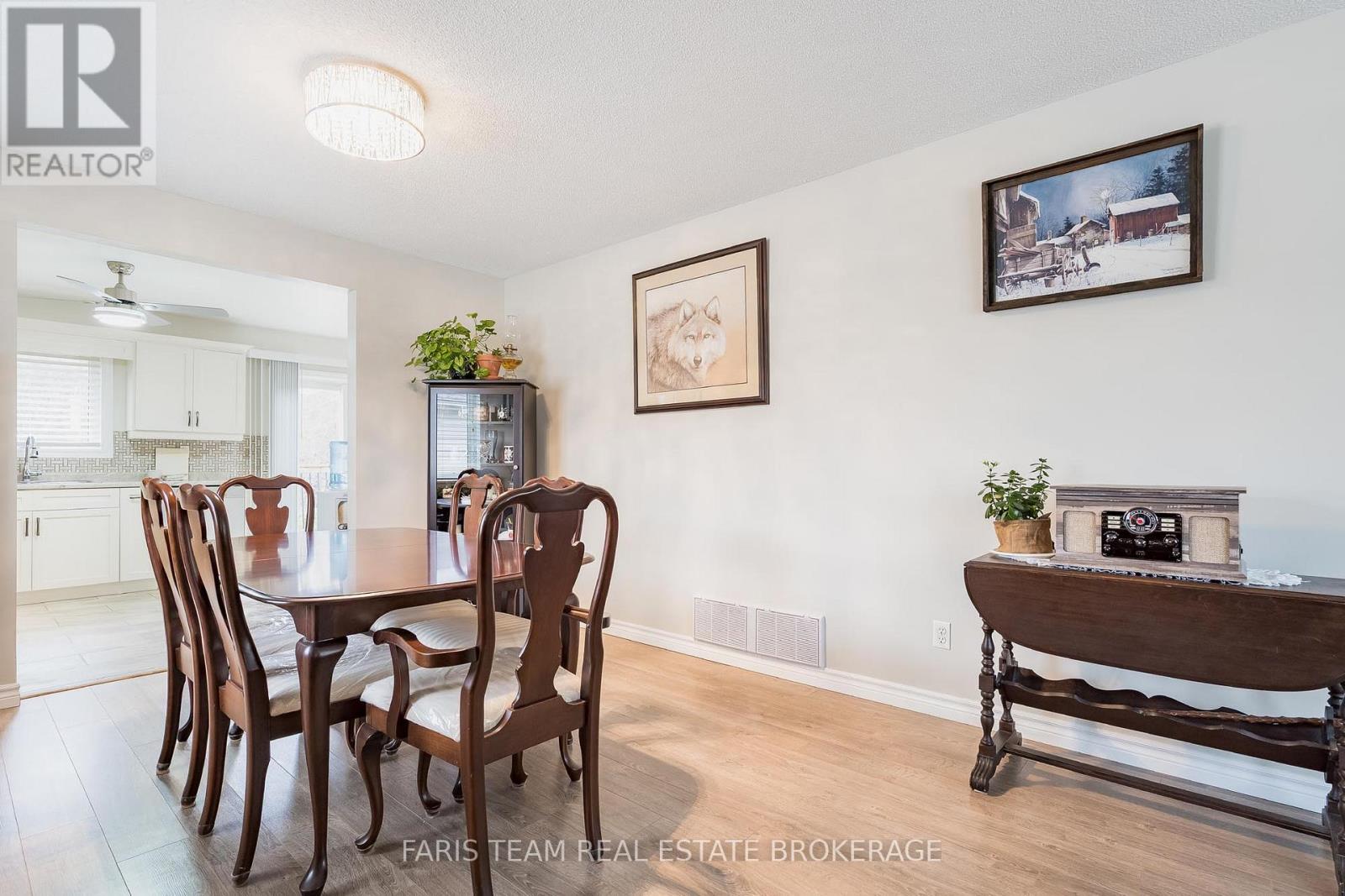 1170 Arnold Street, Innisfil, Ontario  L0L 1W0 - Photo 11 - N12990044