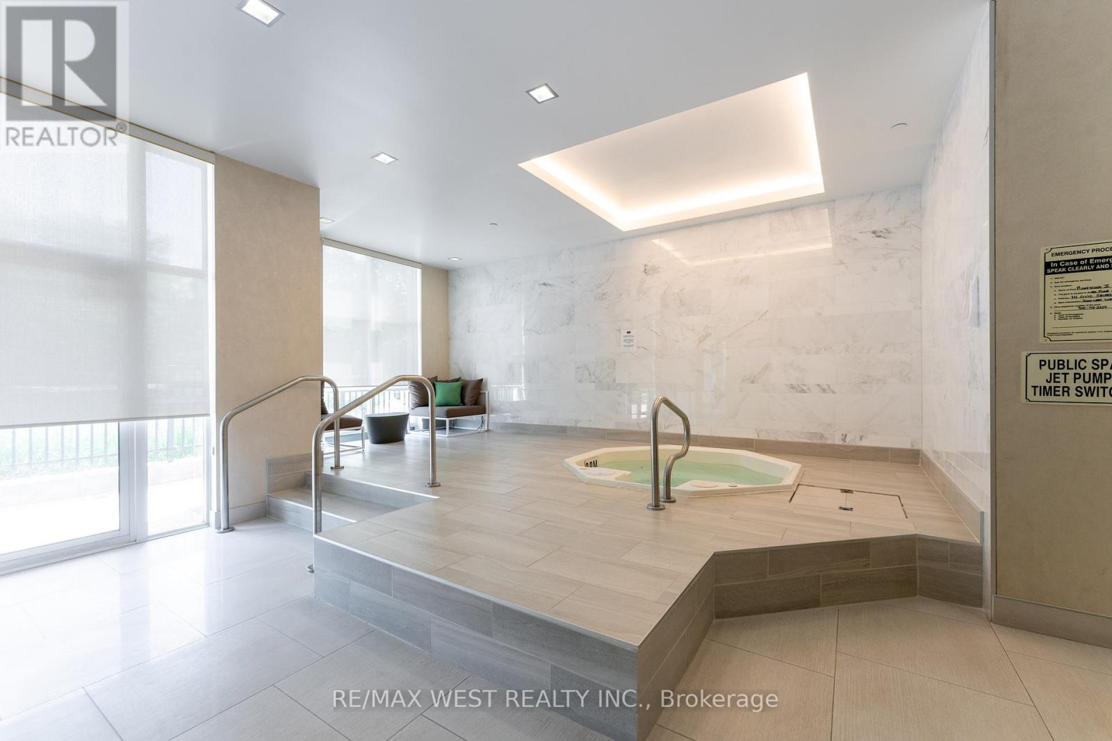 230 - 111 Civic Square Gate, Aurora, Ontario  L4G 0S6 - Photo 29 - N12990064