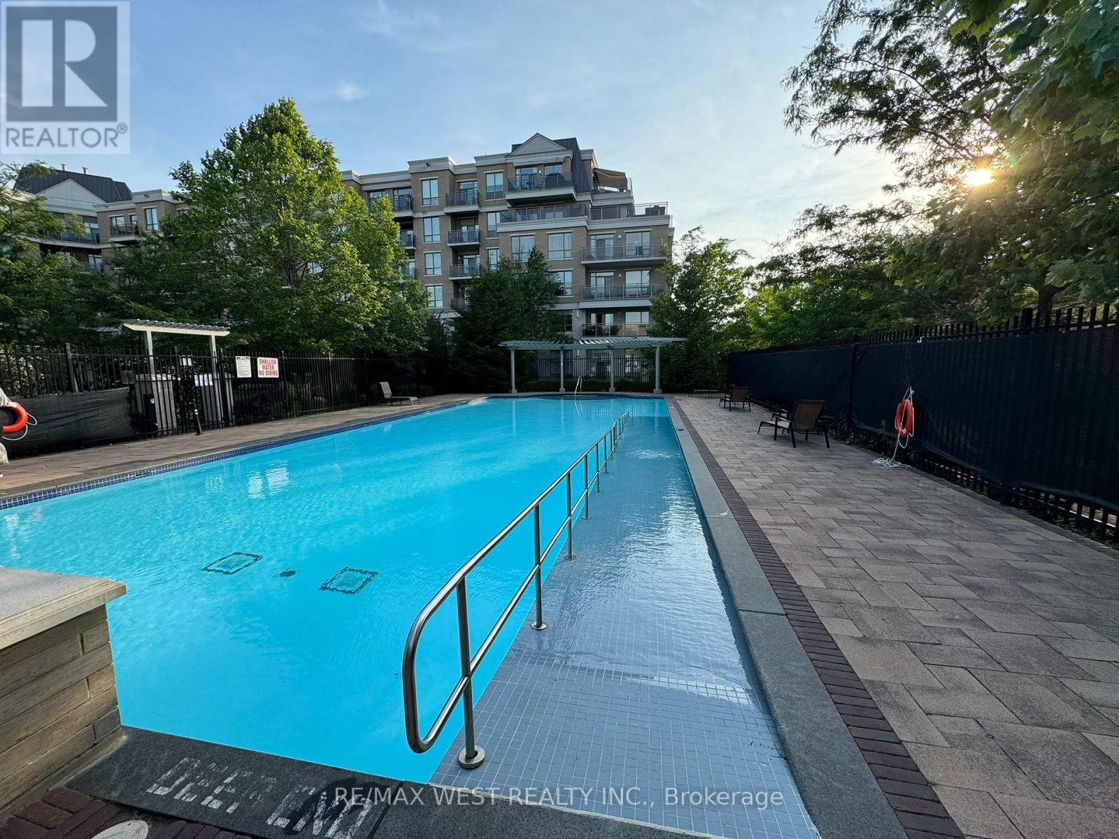 230 - 111 Civic Square Gate, Aurora, Ontario  L4G 0S6 - Photo 34 - N12990064