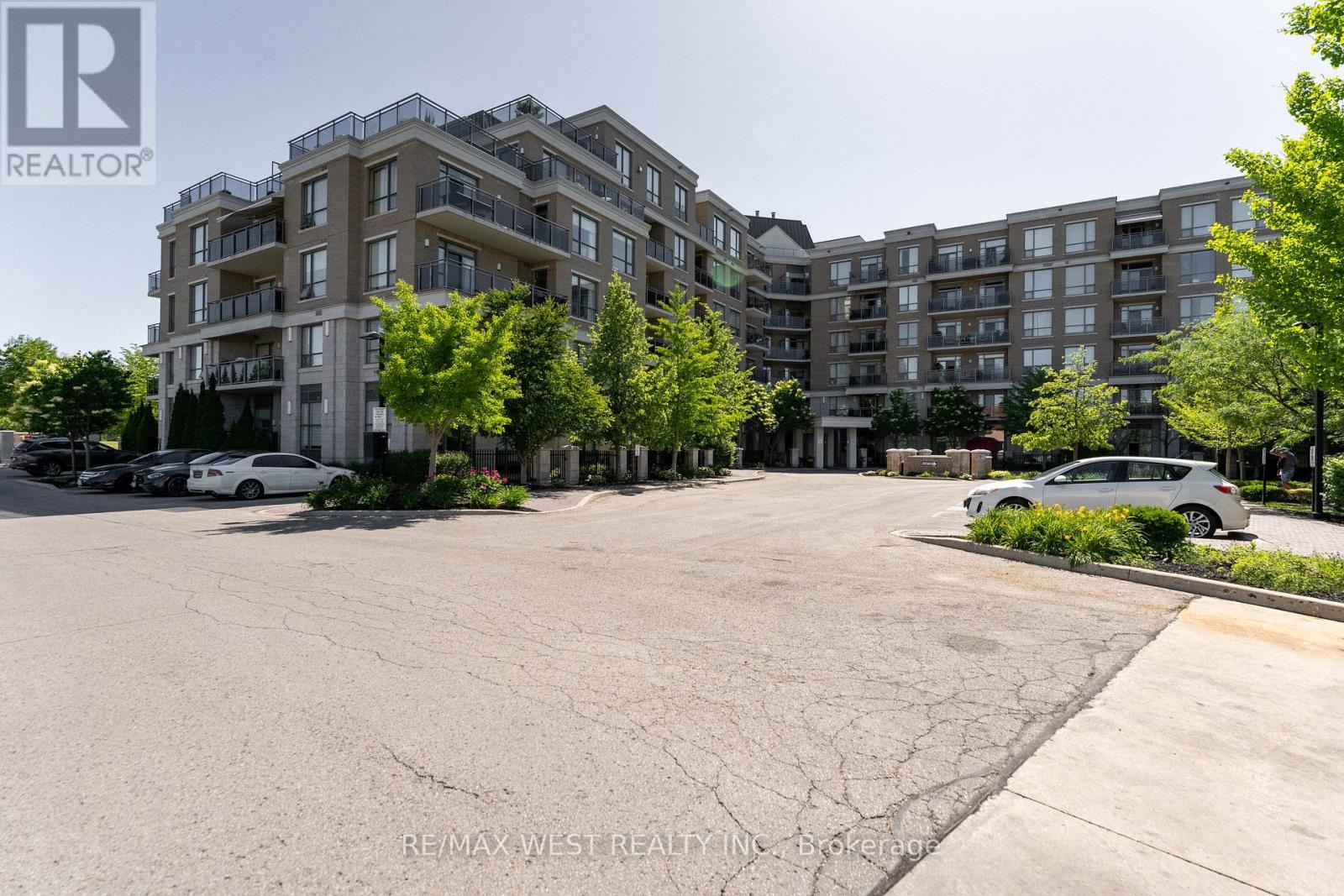 230 - 111 Civic Square Gate, Aurora, Ontario  L4G 0S6 - Photo 41 - N12990064