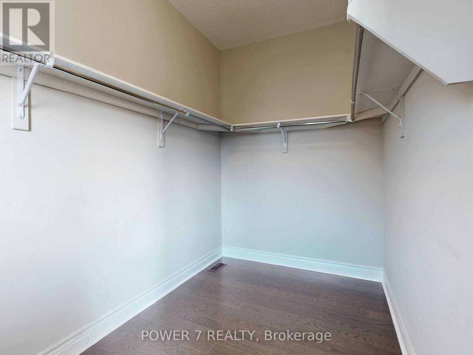 61 Match Point Court, Aurora, Ontario  L4G 3J1 - Photo 29 - N12990092