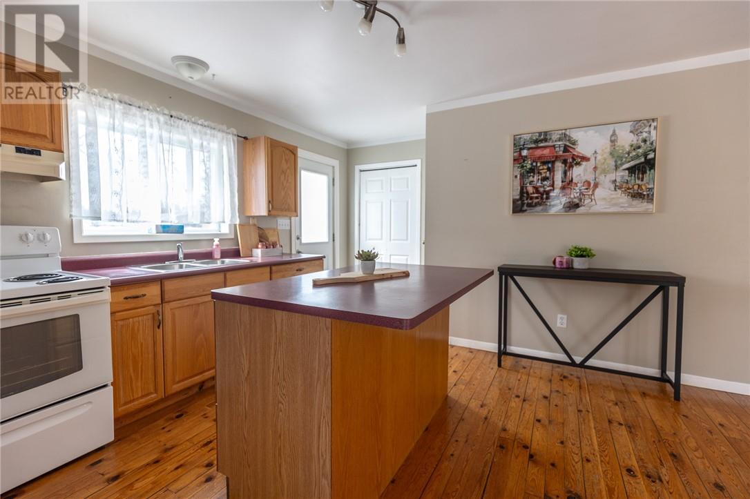 508 Algoma Street, Espanola, Ontario  P5E 1L6 - Photo 3 - 2127108