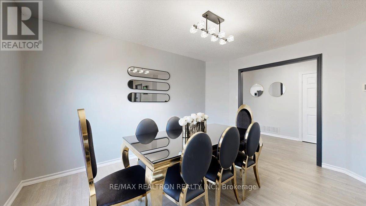 19 Tamarack Trail, Barrie, Ontario  L4N 9S1 - Photo 10 - S12990004