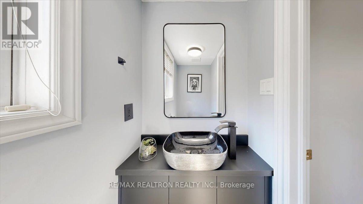 19 Tamarack Trail, Barrie, Ontario  L4N 9S1 - Photo 19 - S12990004