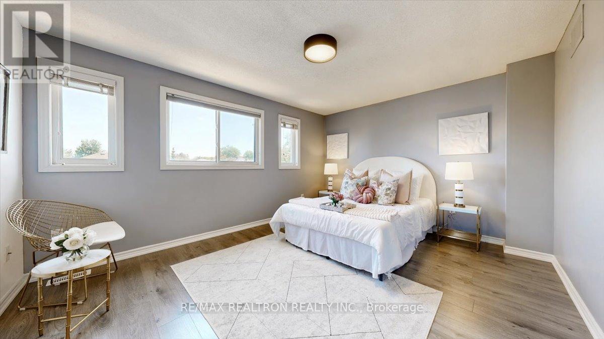 19 Tamarack Trail, Barrie, Ontario  L4N 9S1 - Photo 24 - S12990004