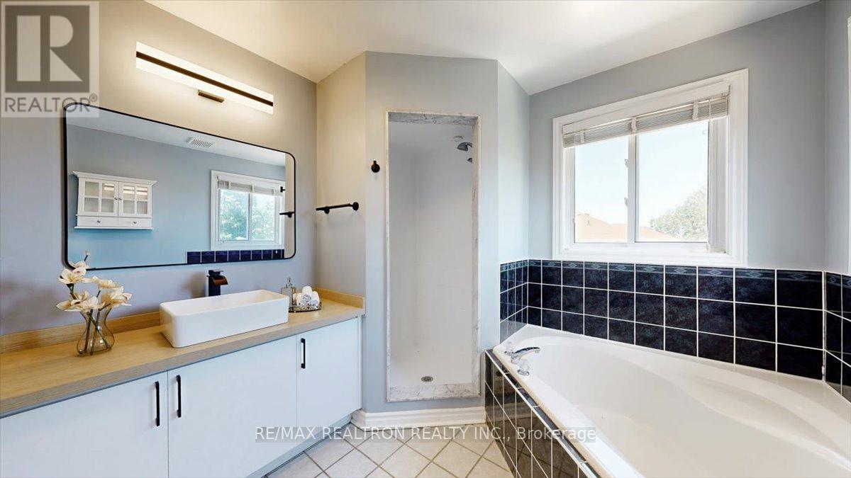 19 Tamarack Trail, Barrie, Ontario  L4N 9S1 - Photo 26 - S12990004